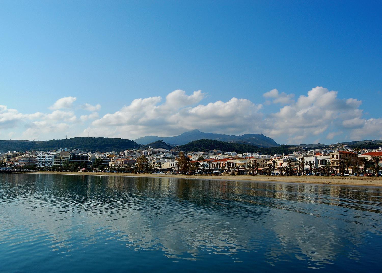 Aparthotel Leonidas &