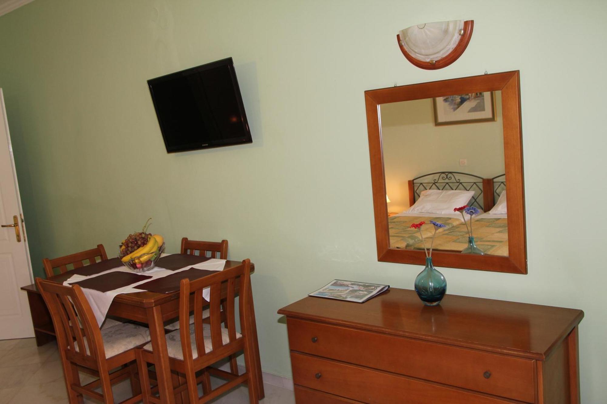 Apartment Saint Nicholas Dassia (Corfu)