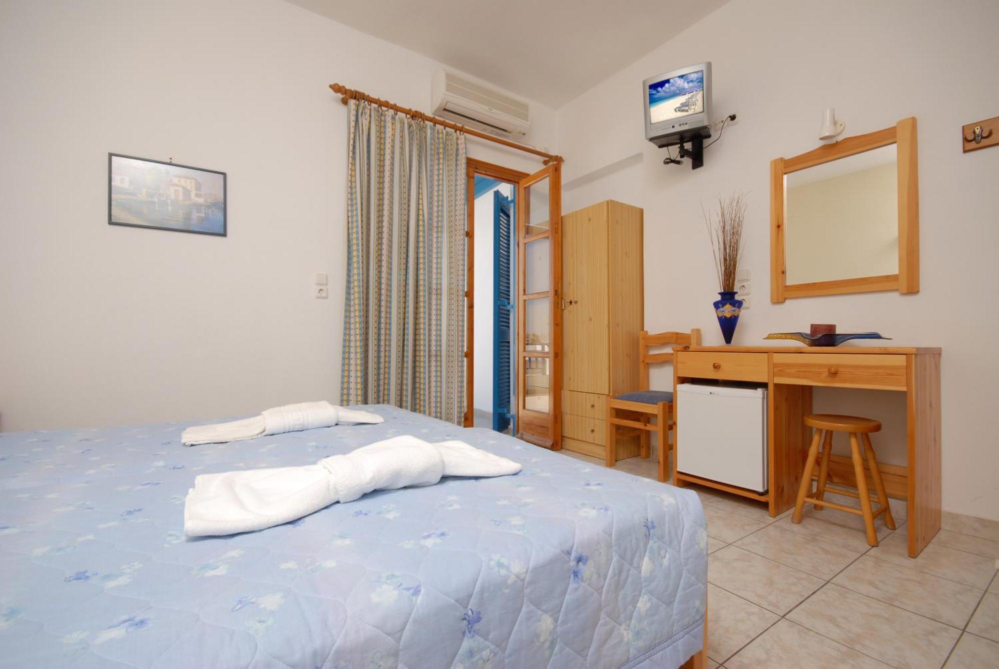 Zeus Naxos City