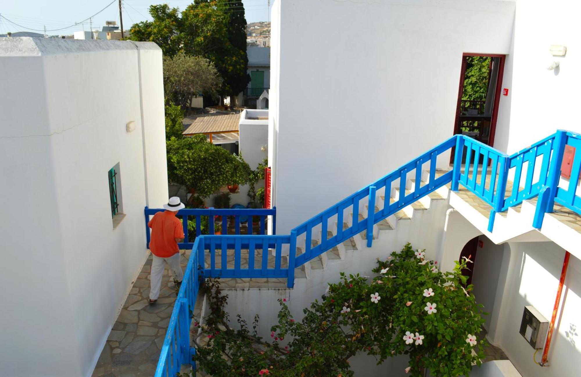 Aparthotel Aegean Village 2*