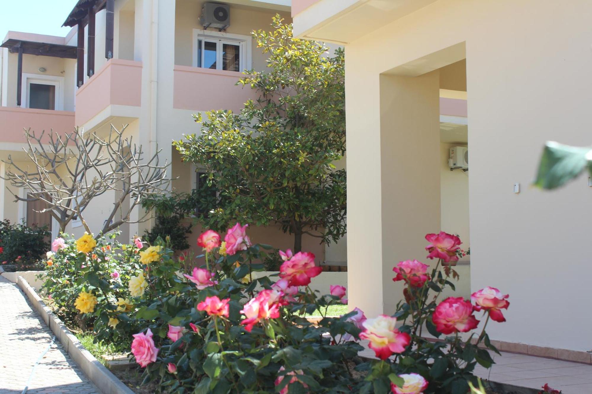 Aparthotel Evdokia Agia Marina (Crete)