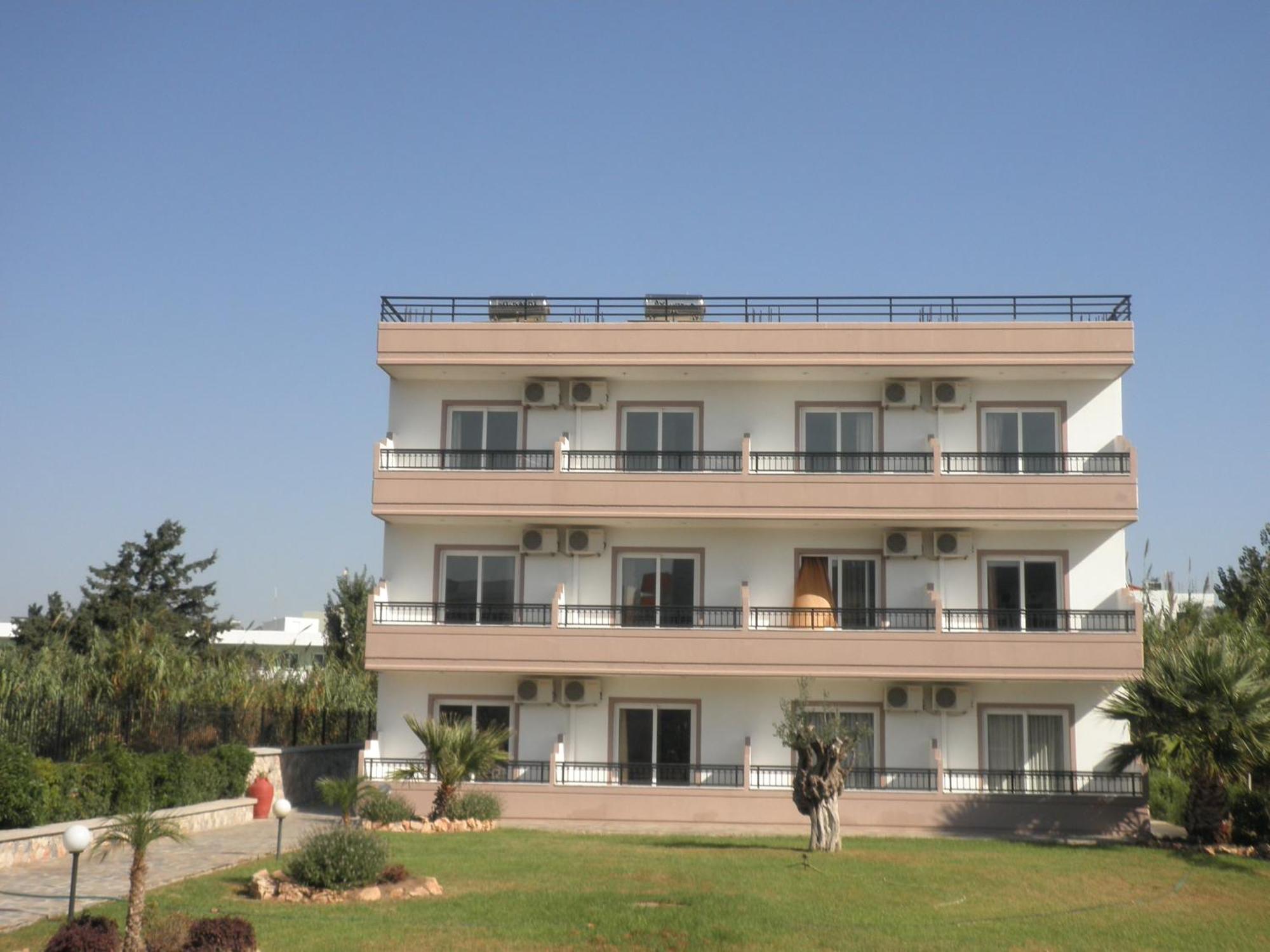 Kostas Studios Faliraki