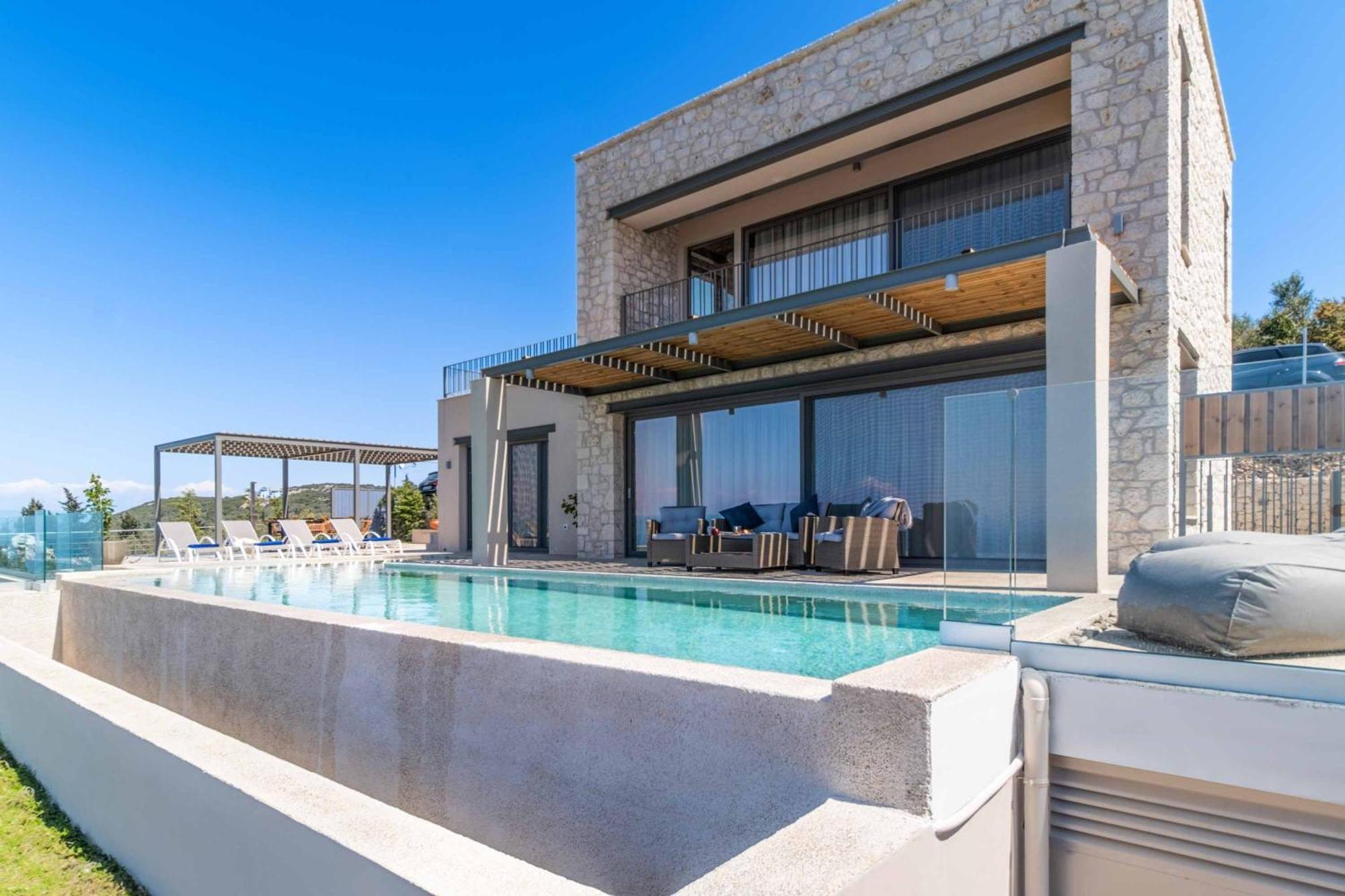 Villa Orion Tsoukaladhes