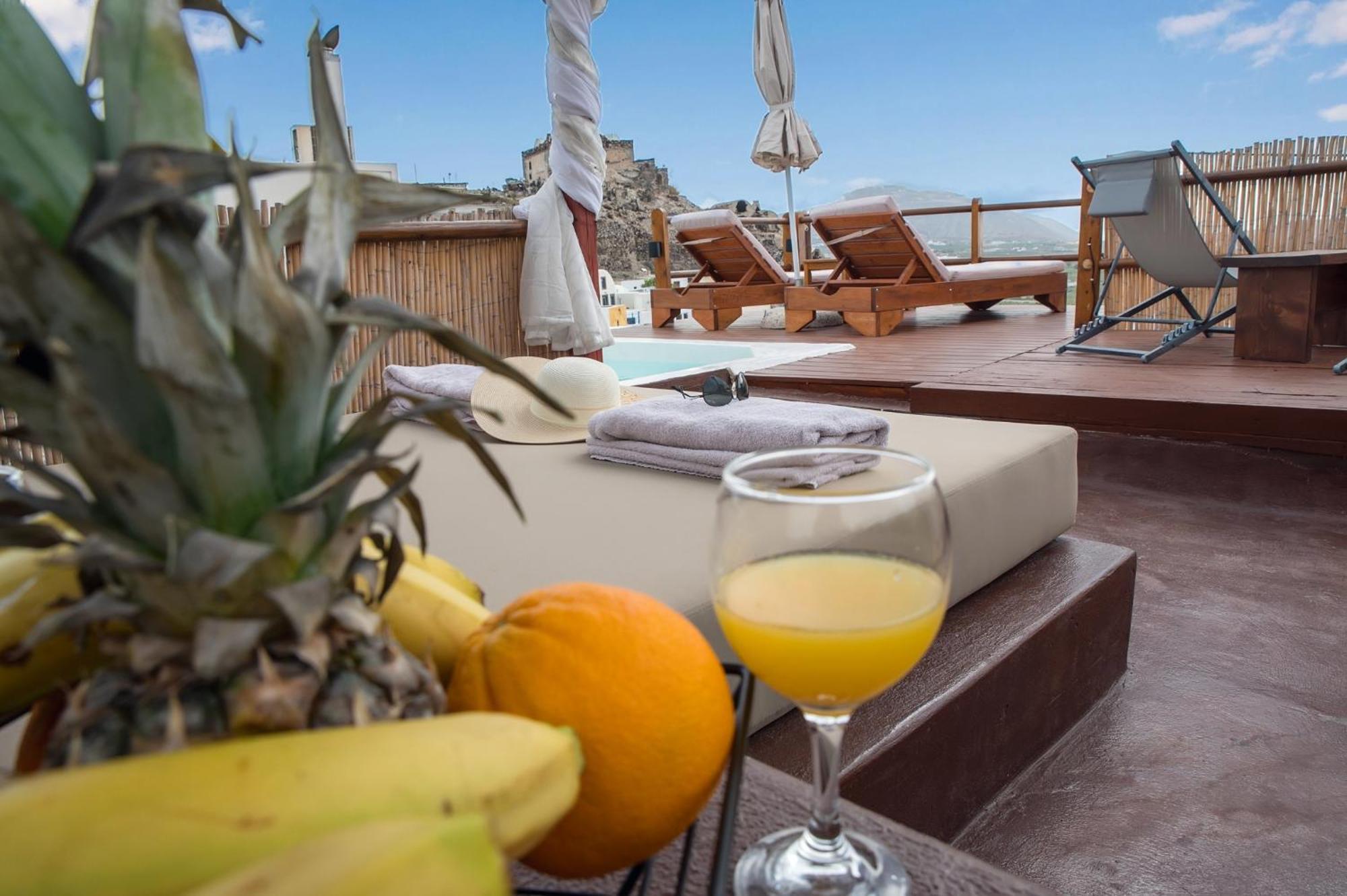 Villa Santorini Rooftop Hot Tub With Panoramic Views
