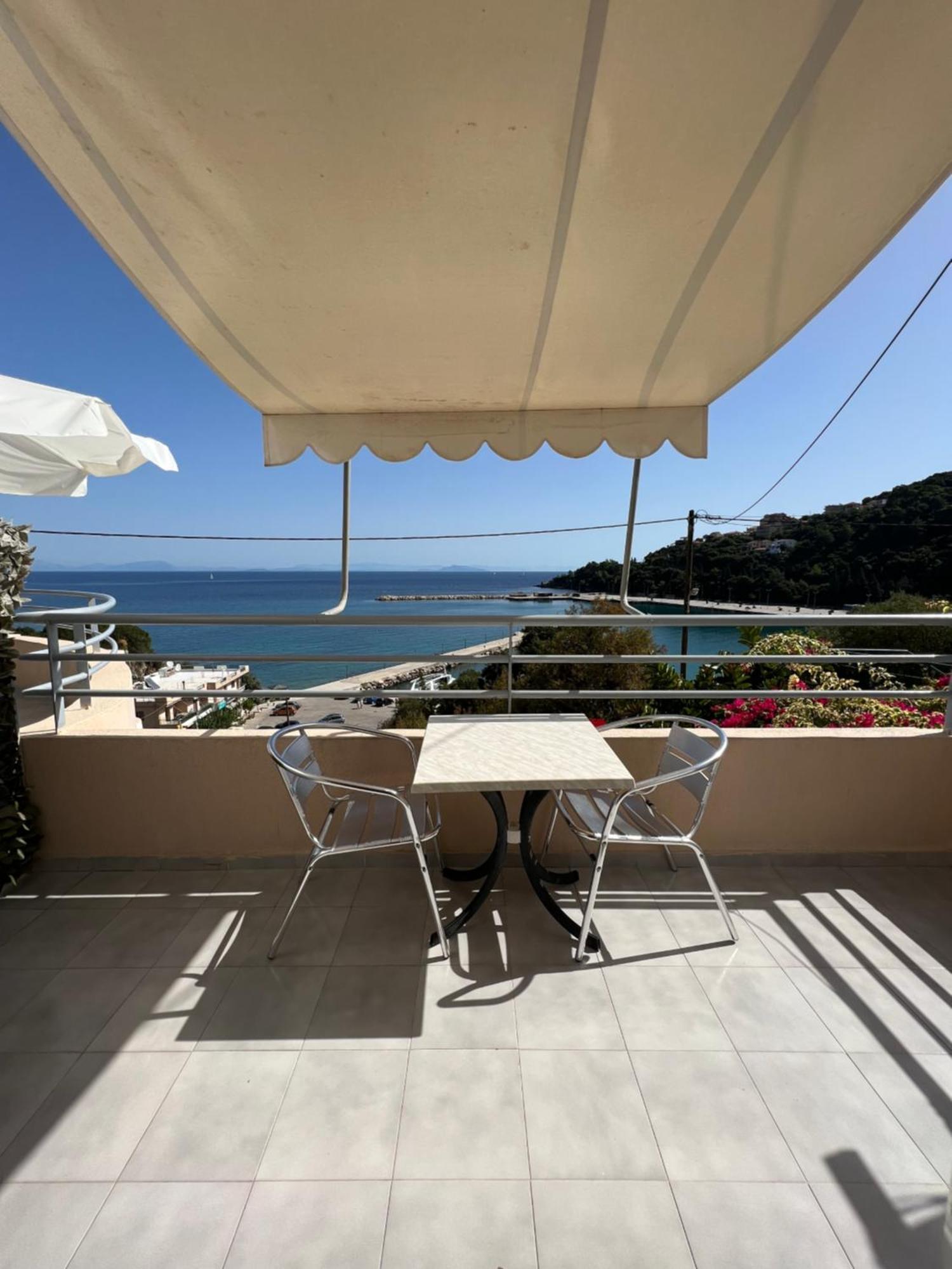 Harbour View - Oceanis * Poros (Kefalonia)