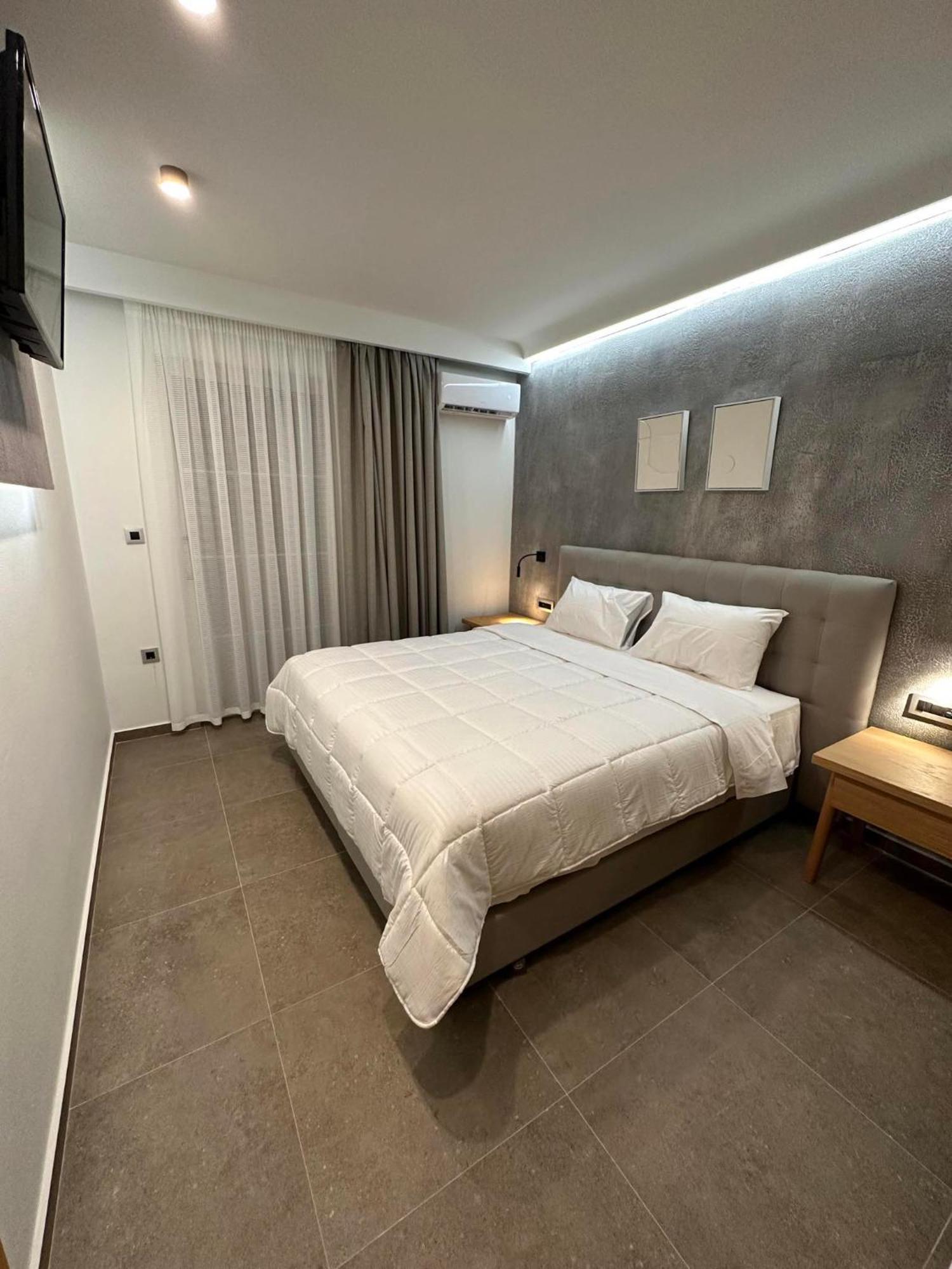 Aparthotel Argiri & 3*