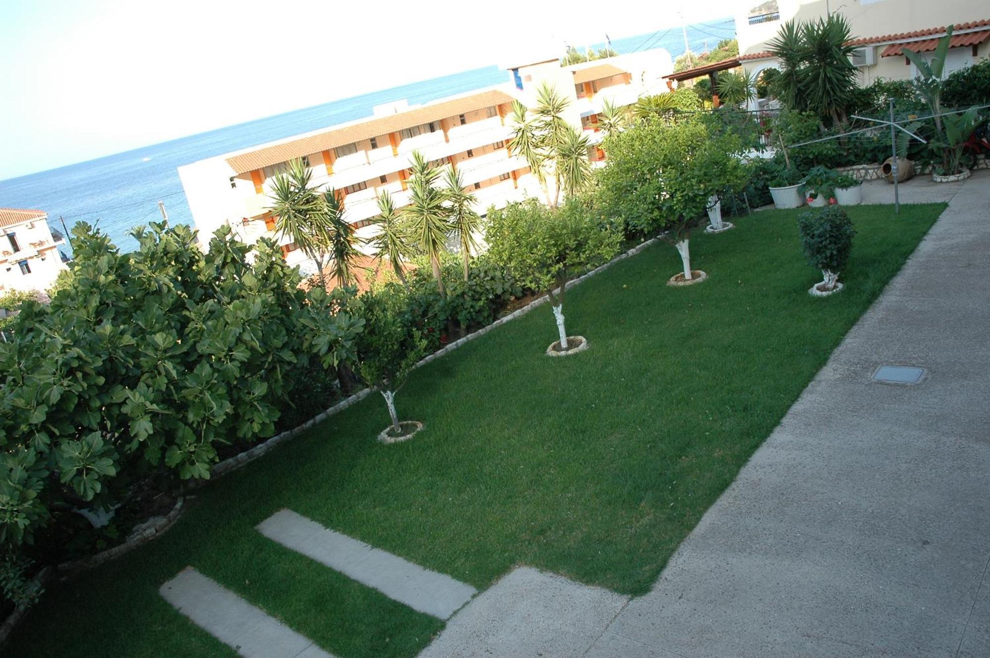 Makis & * Poros (Kefalonia)