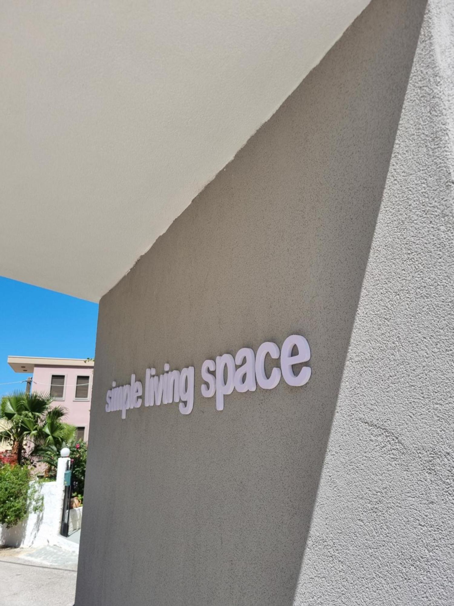 Eloque Simple Living Space Aparthotel *