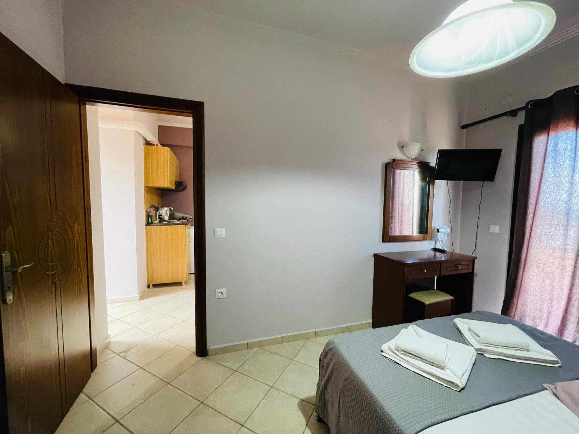 Girogiali Apts Apartment *