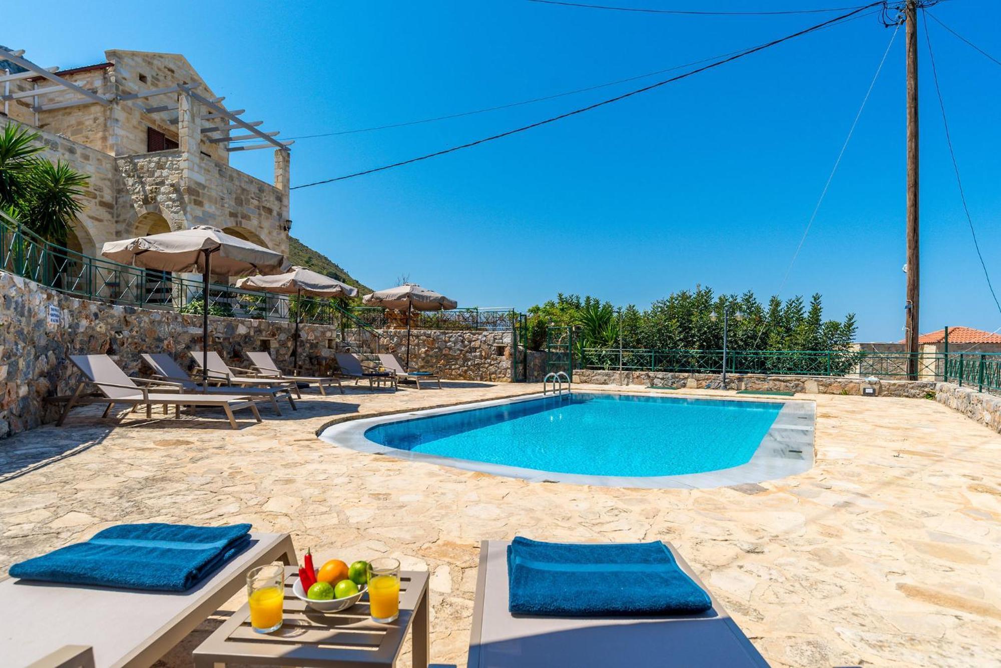 Clio -st George Retreat By Apokoronas * Kokkino Chorio