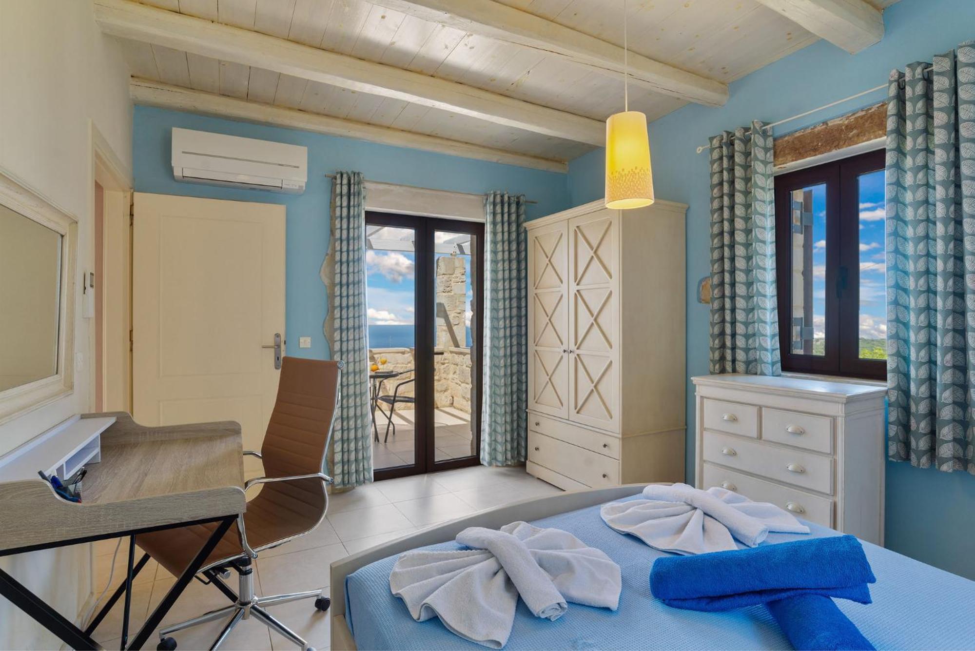 Clio -st George Retreat By Apokoronas