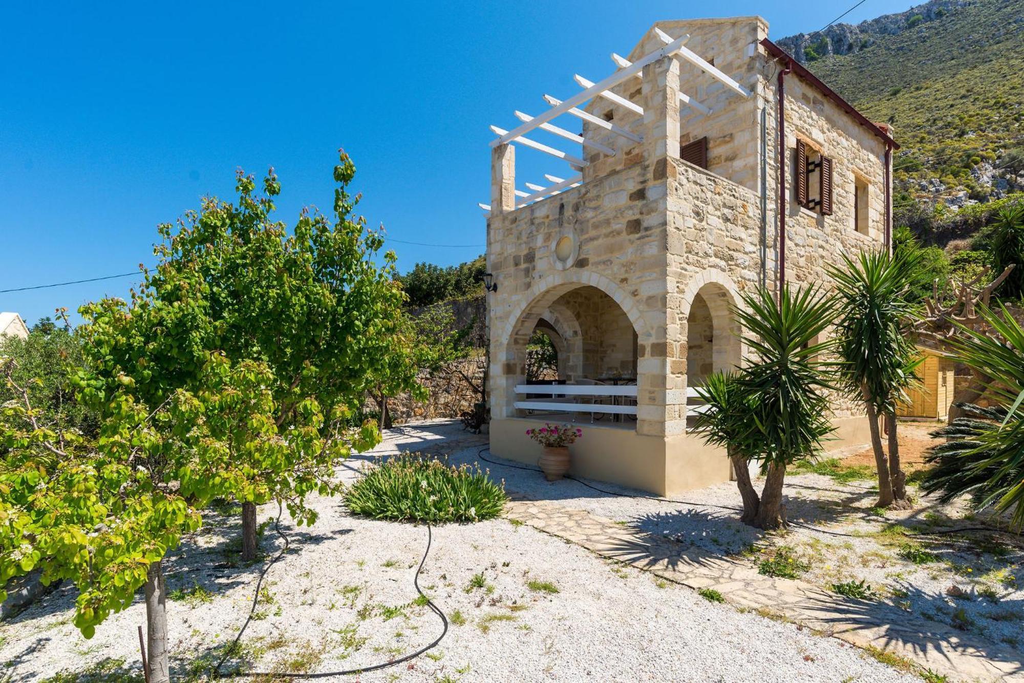Clio -st George Retreat By Apokoronas * Kokkino Chorio