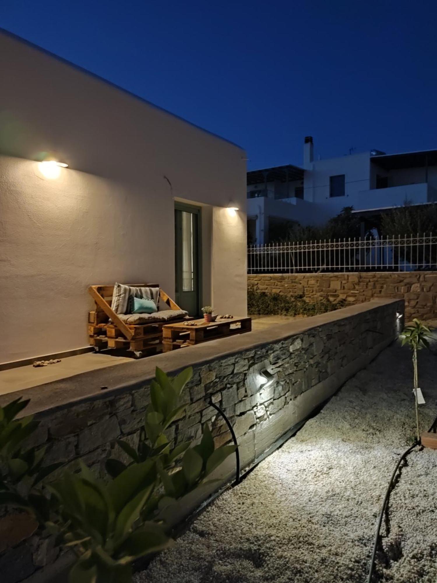Sifnaiou Traditional 1 & 3 Holiday home *