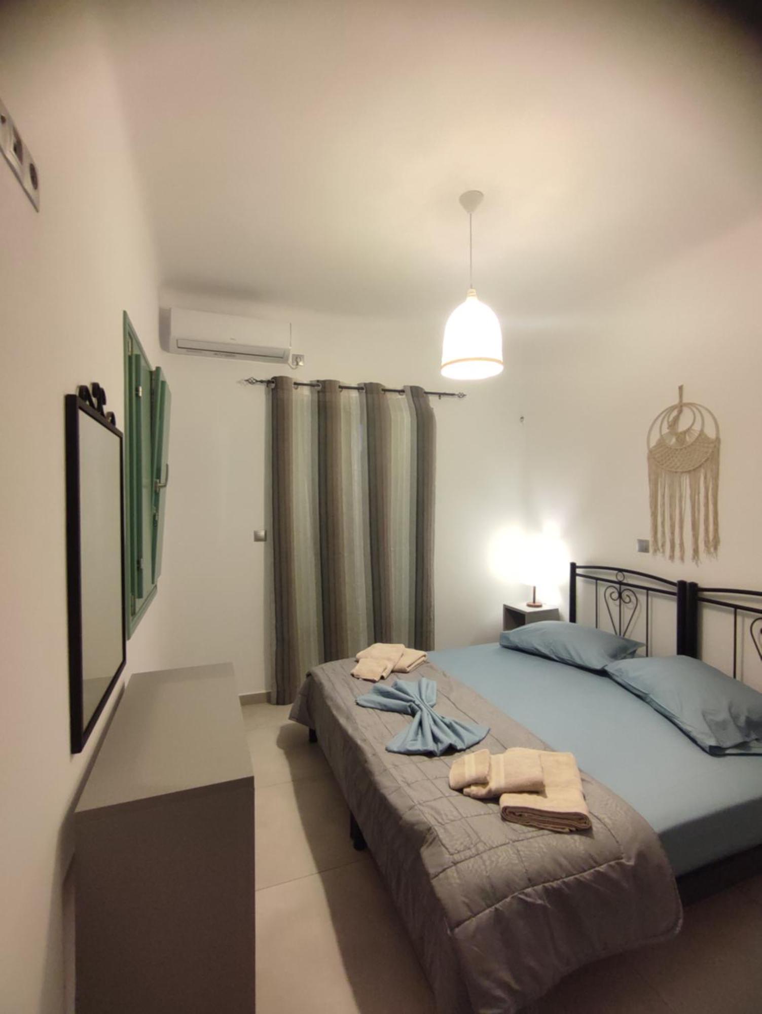 Sifnaiou Traditional 1 & 3 Holiday home