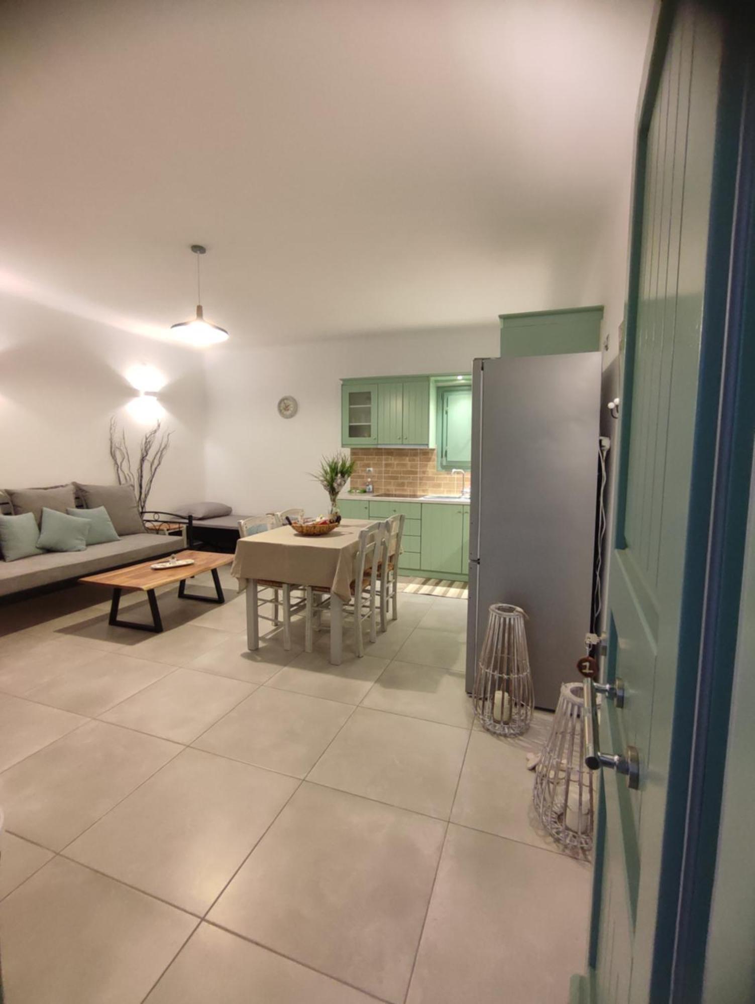 Sifnaiou Traditional 1 & 3 Holiday home *