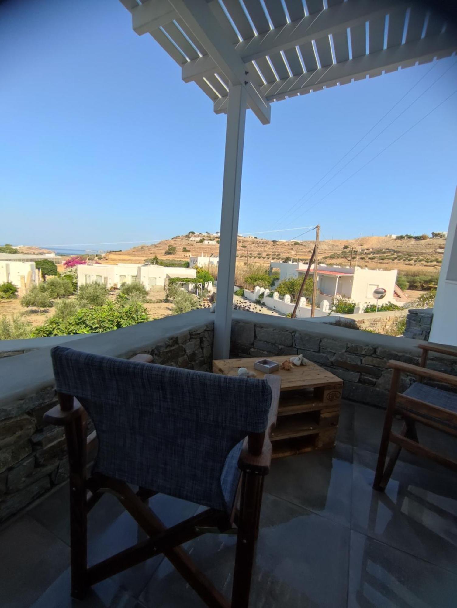 Sifnaiou Traditional 1 & 3 Parikia (Paros)