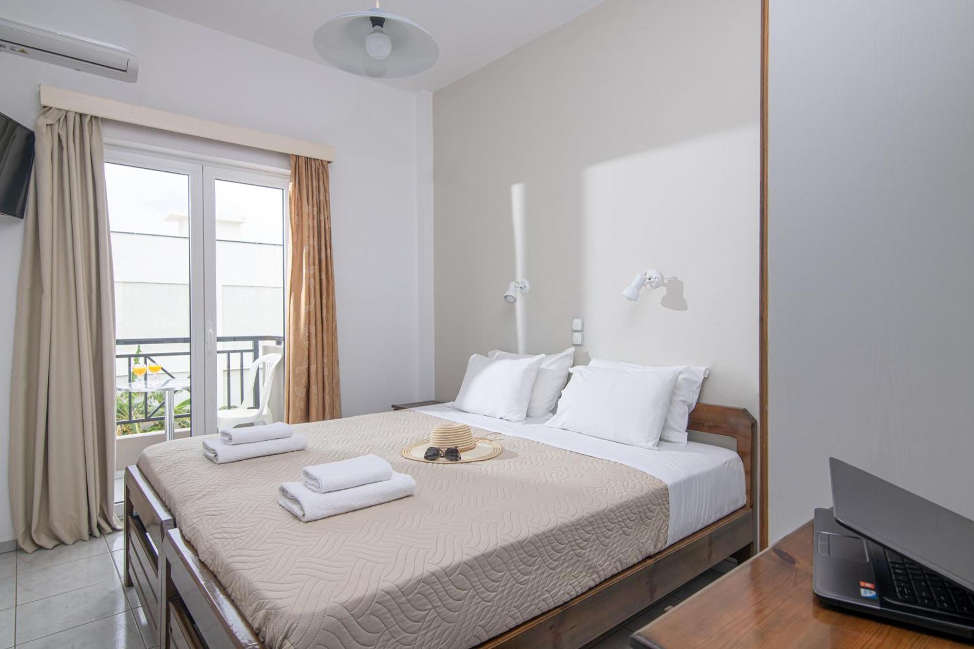 Aparthotel Litsa Mare