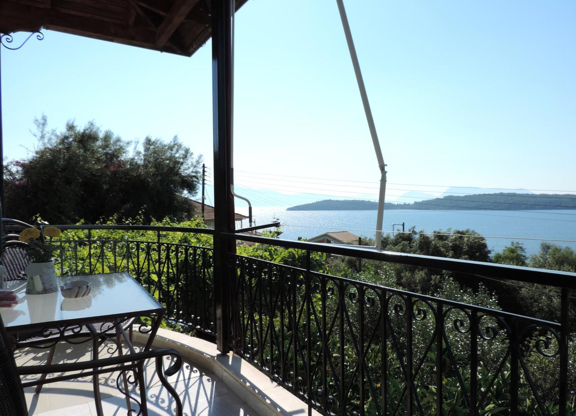 Argyros Apartment *