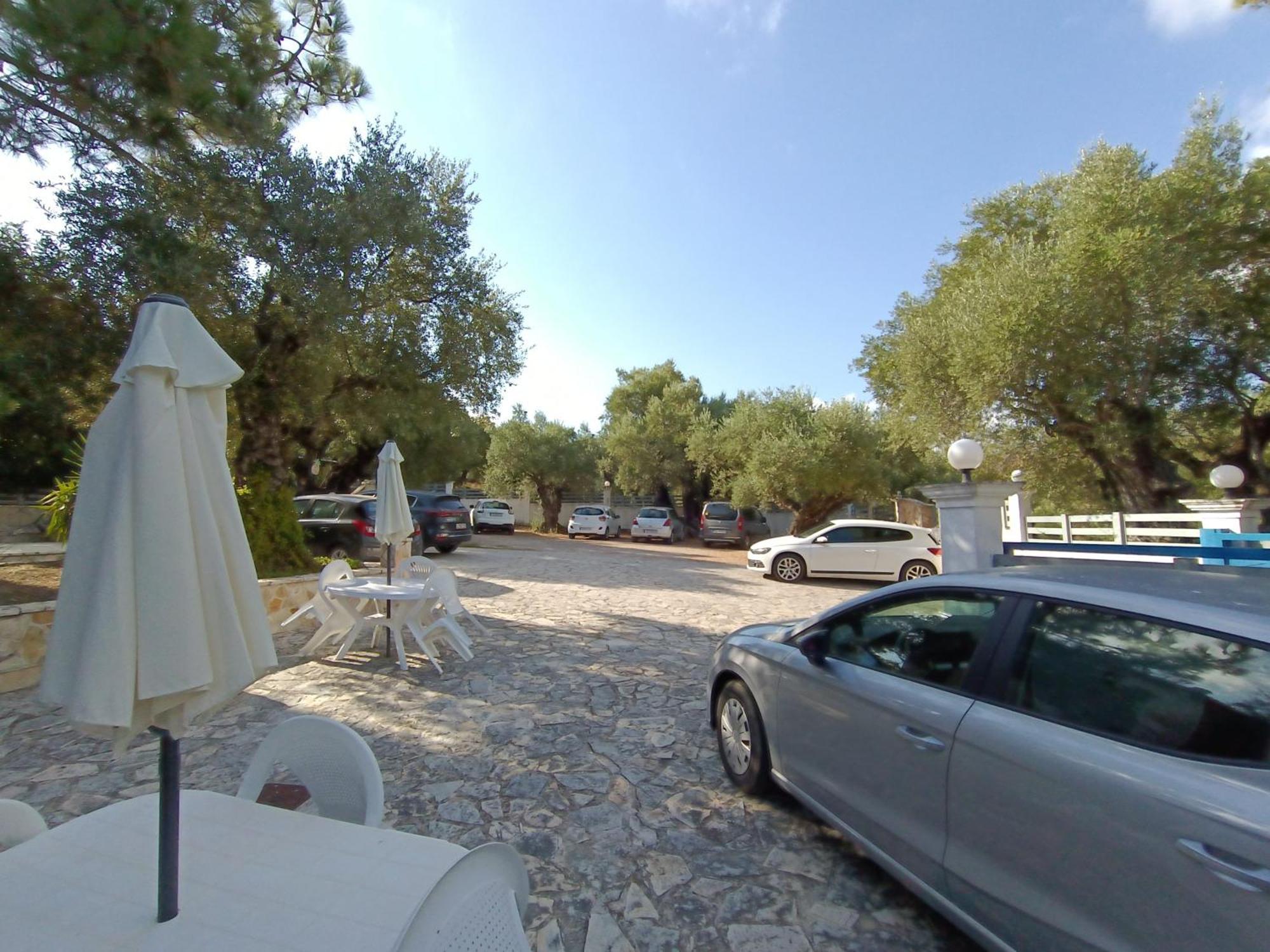 Pouliezos Koklanis Zante Apartment Alykes (Zakynthos)