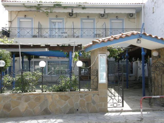 Hotel Filoktitis 2*