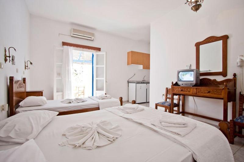 Landeris Aparthotel Katapola