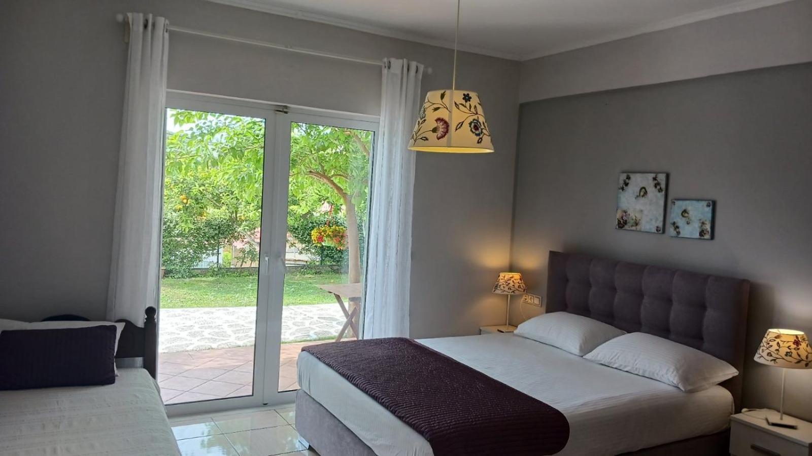 Ioannidis Valtos Apartment *