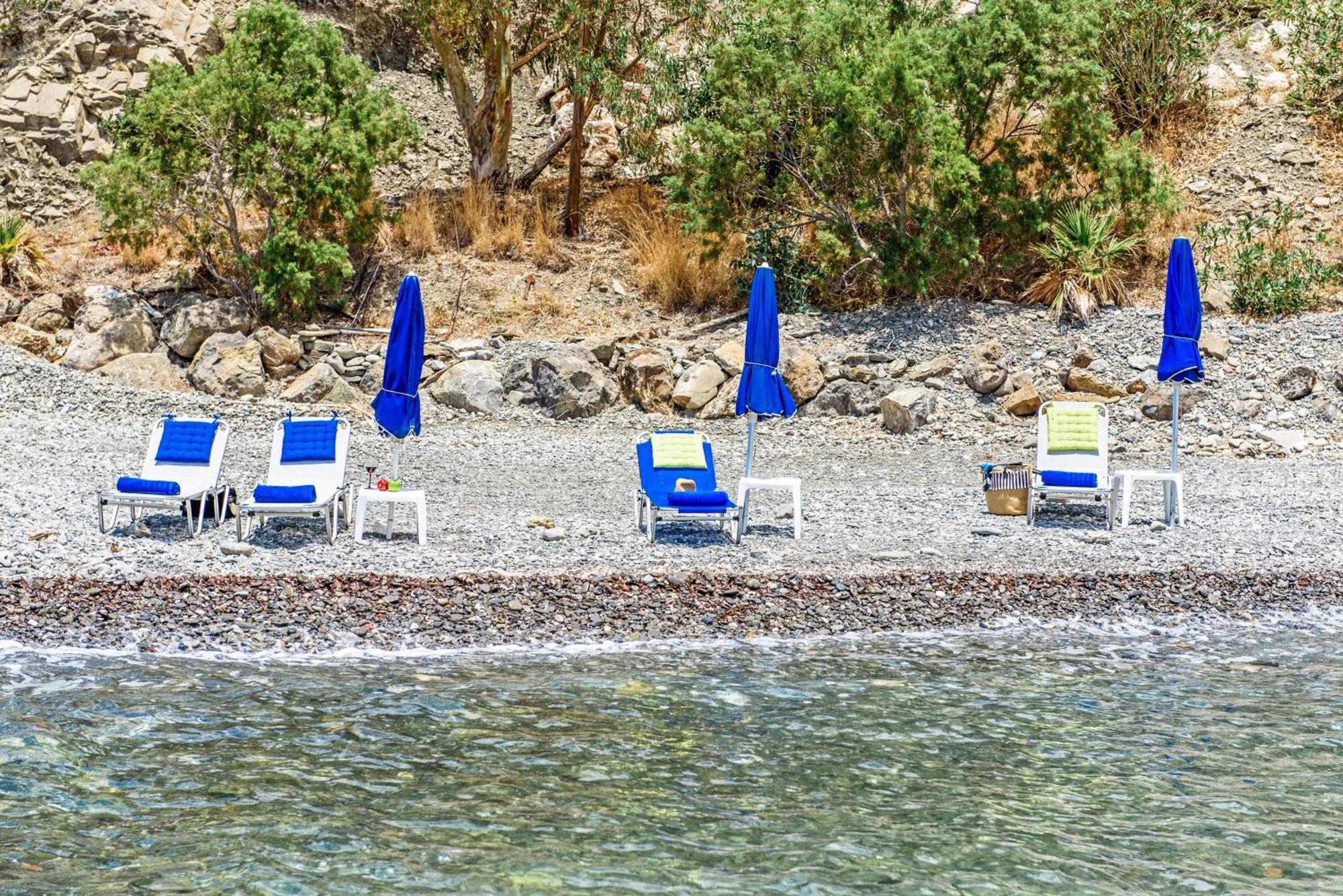Casa Blue On The Sea