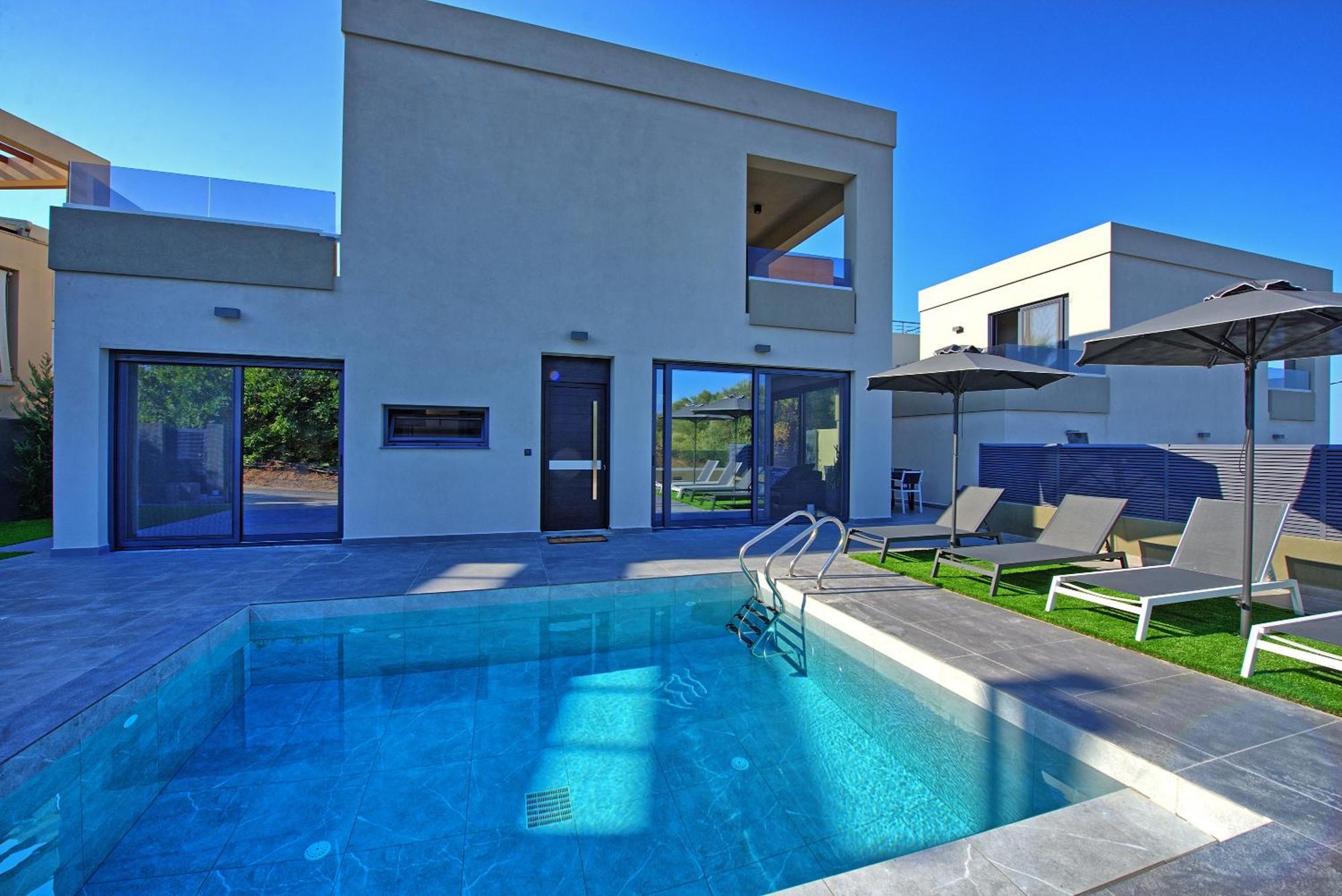 Villa Maripol By Posarellivillas *