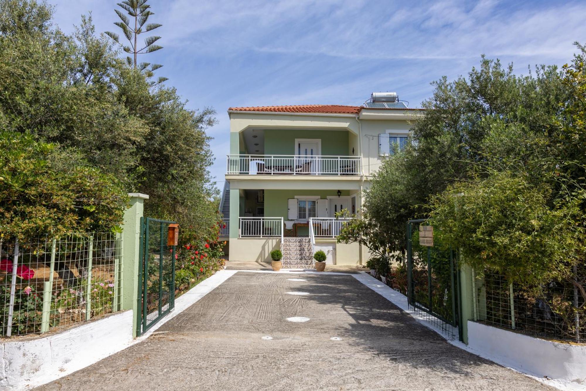 Sea & Olives House *
