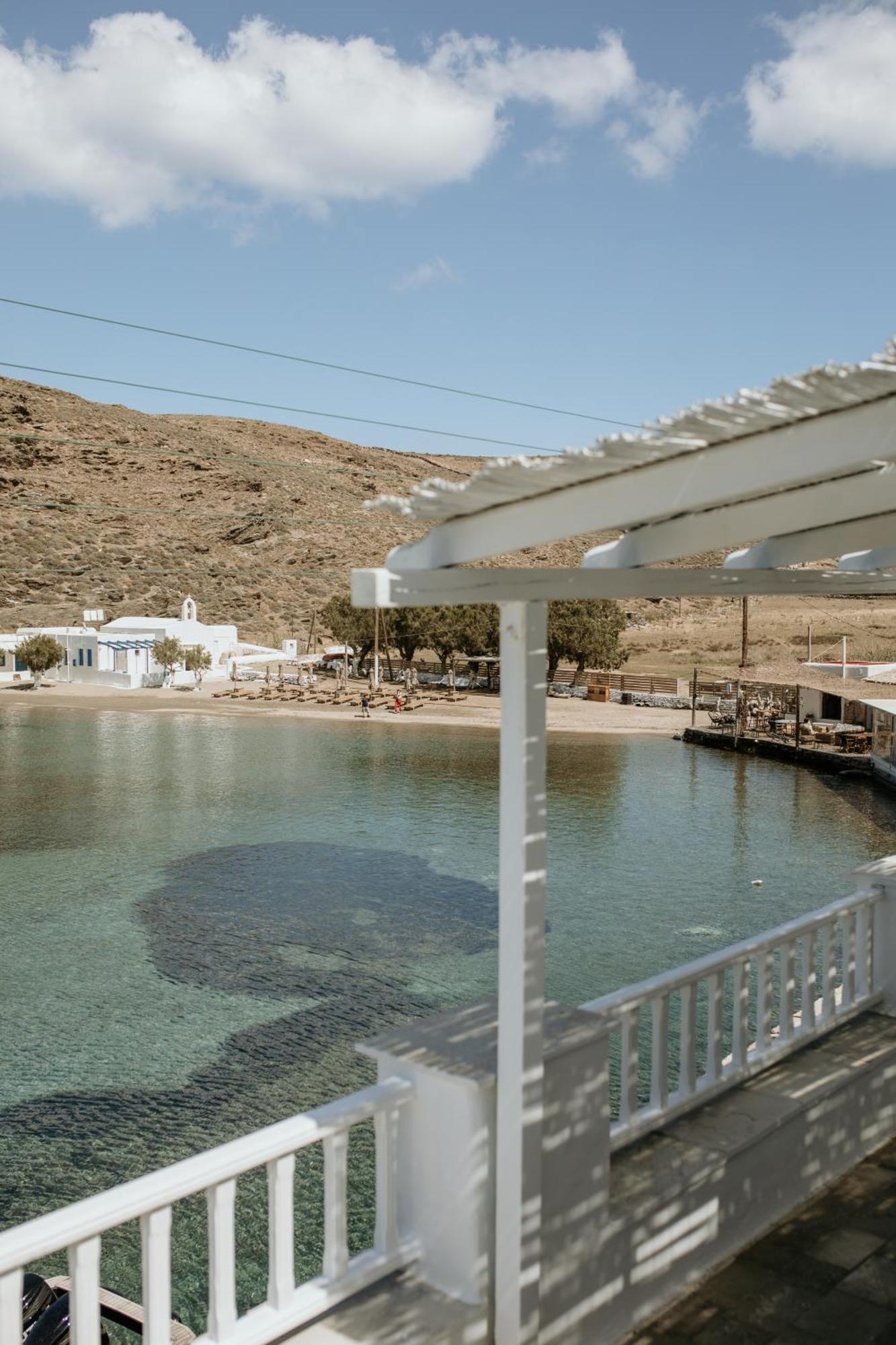 Guest house Yi & Thalassa Living By Khi Kythnos
