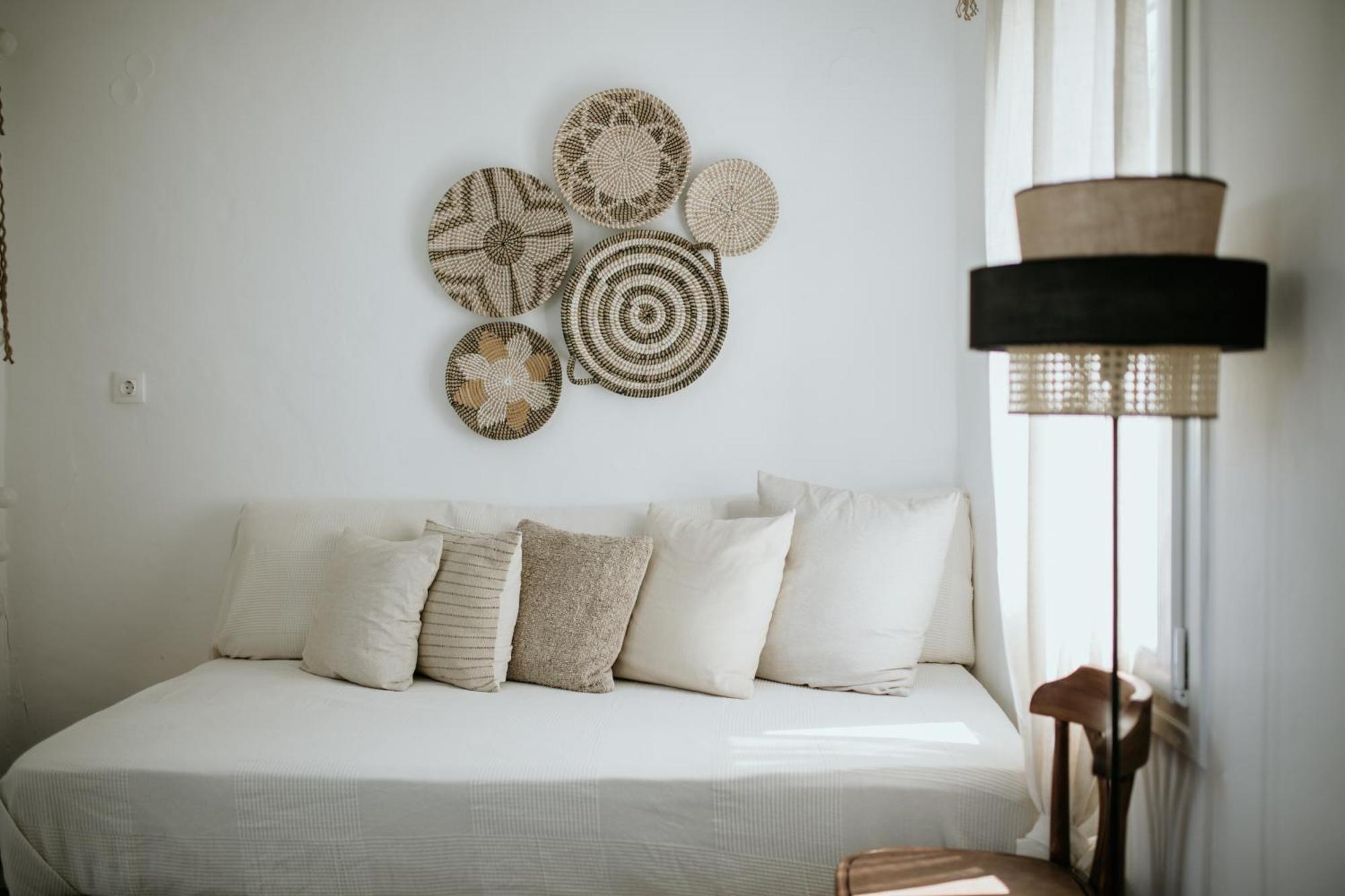 Yi & Thalassa Living By Khi Guest house
