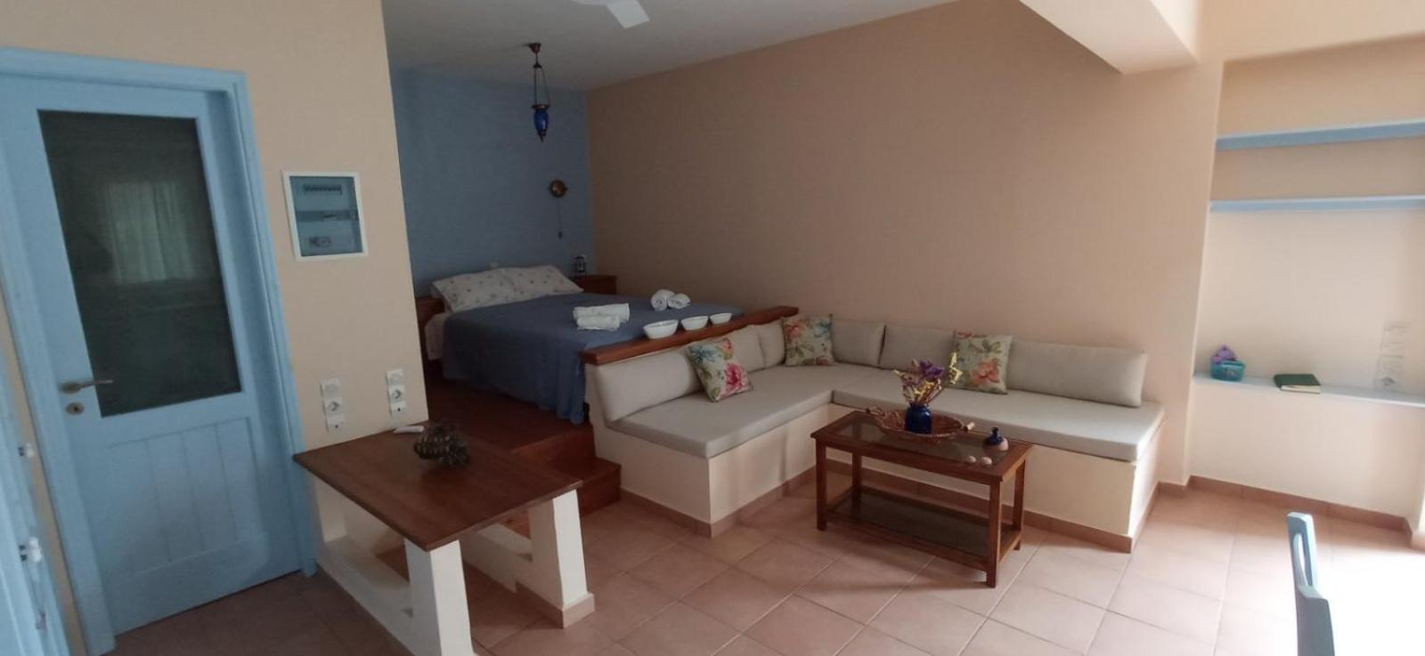 Yioka House Apartment Mikros Gialos