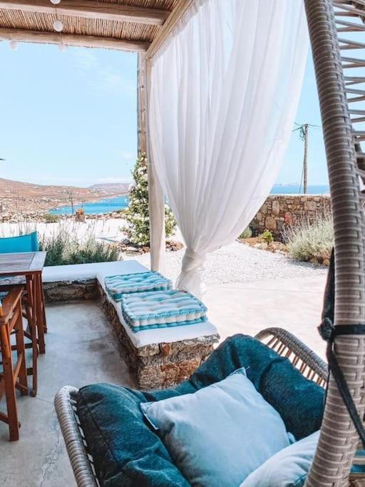 Blue Waves Mykonos Kalafatis