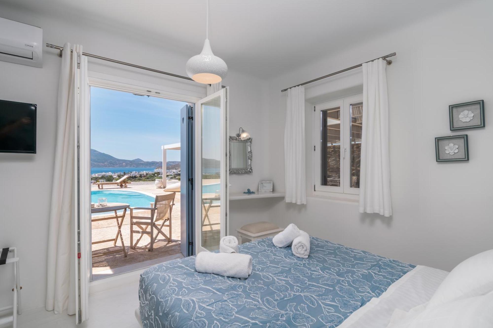 Blu And Country house Adamantas (Milos)