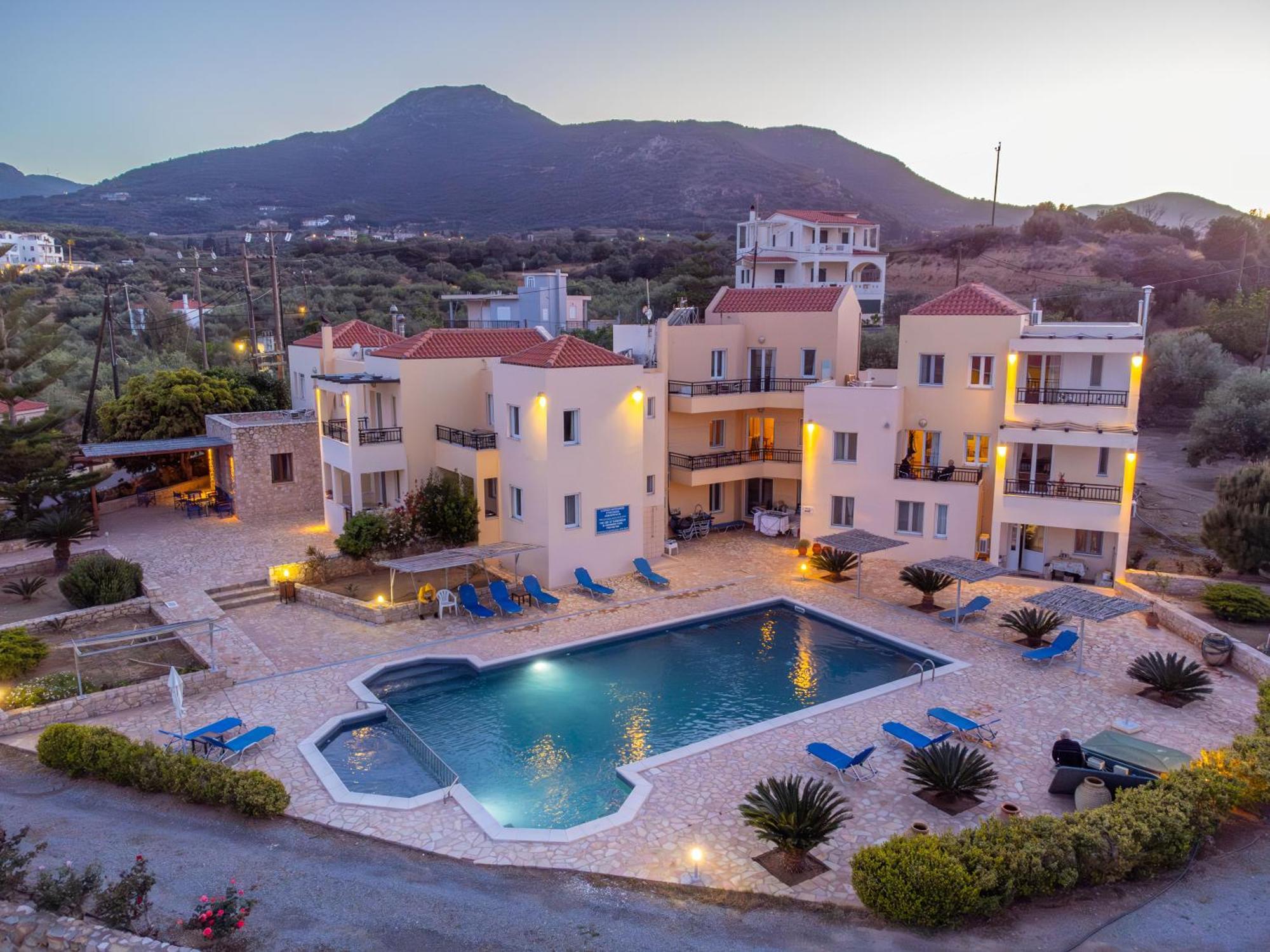 Aparthotel & Studios, Xifoupolis