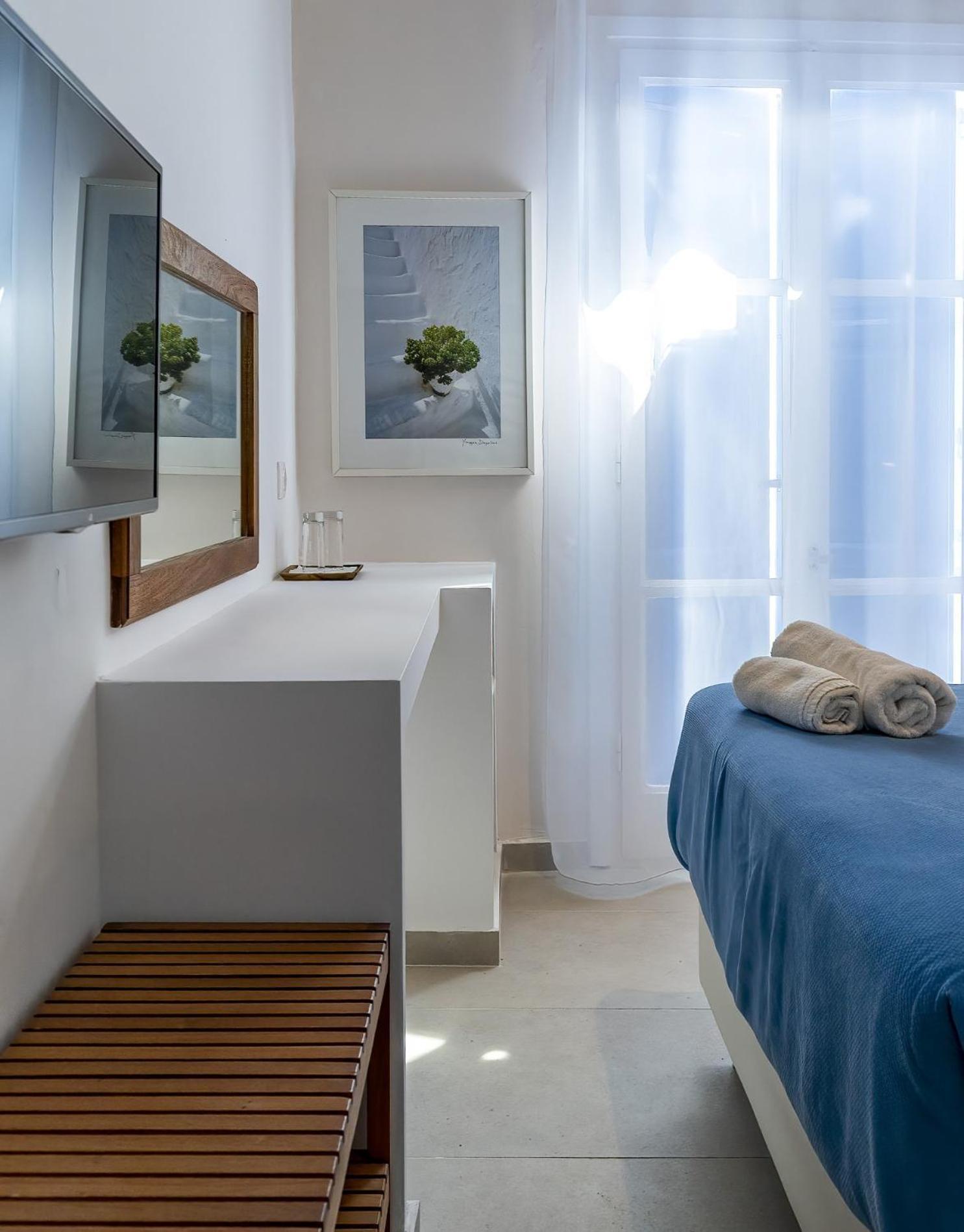 Manto Hotel