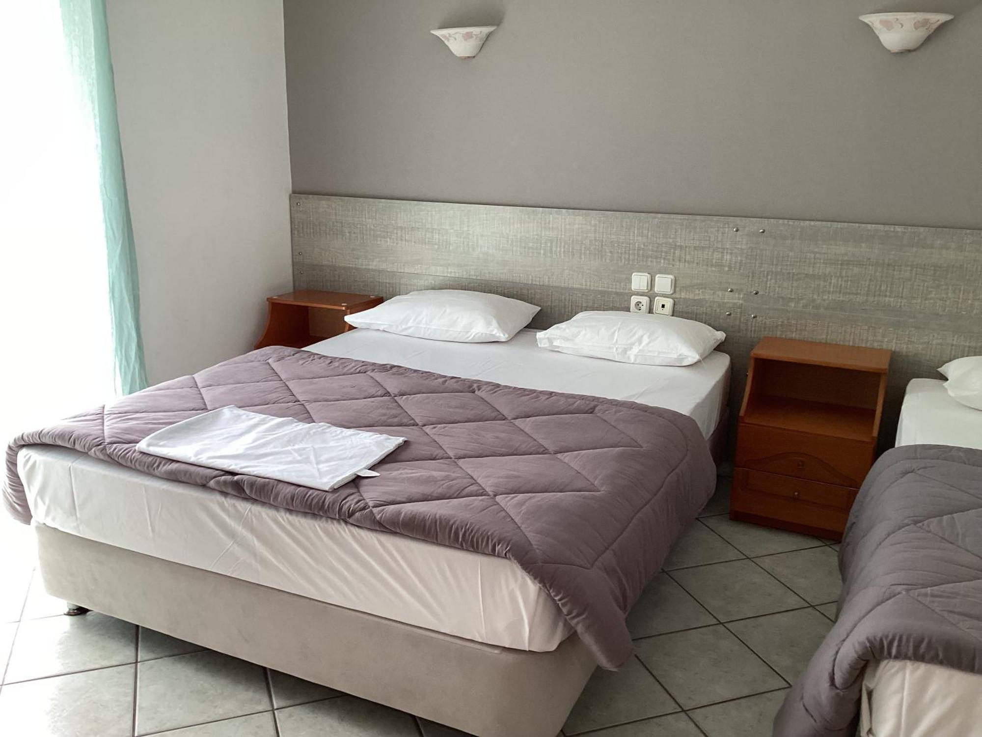 Aparthotel Alexandros