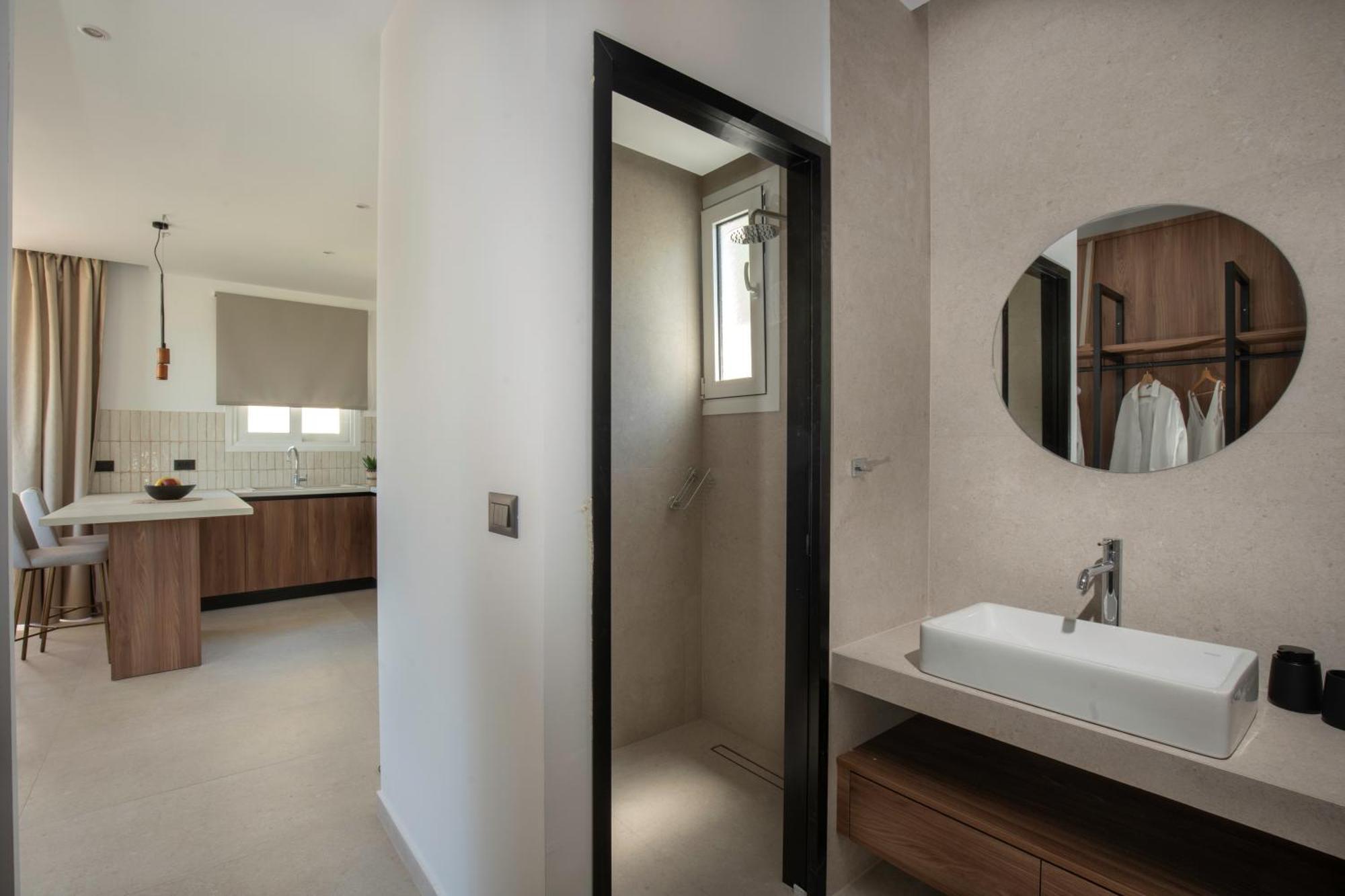 Theros Luxury Archangelos (Rhodes)