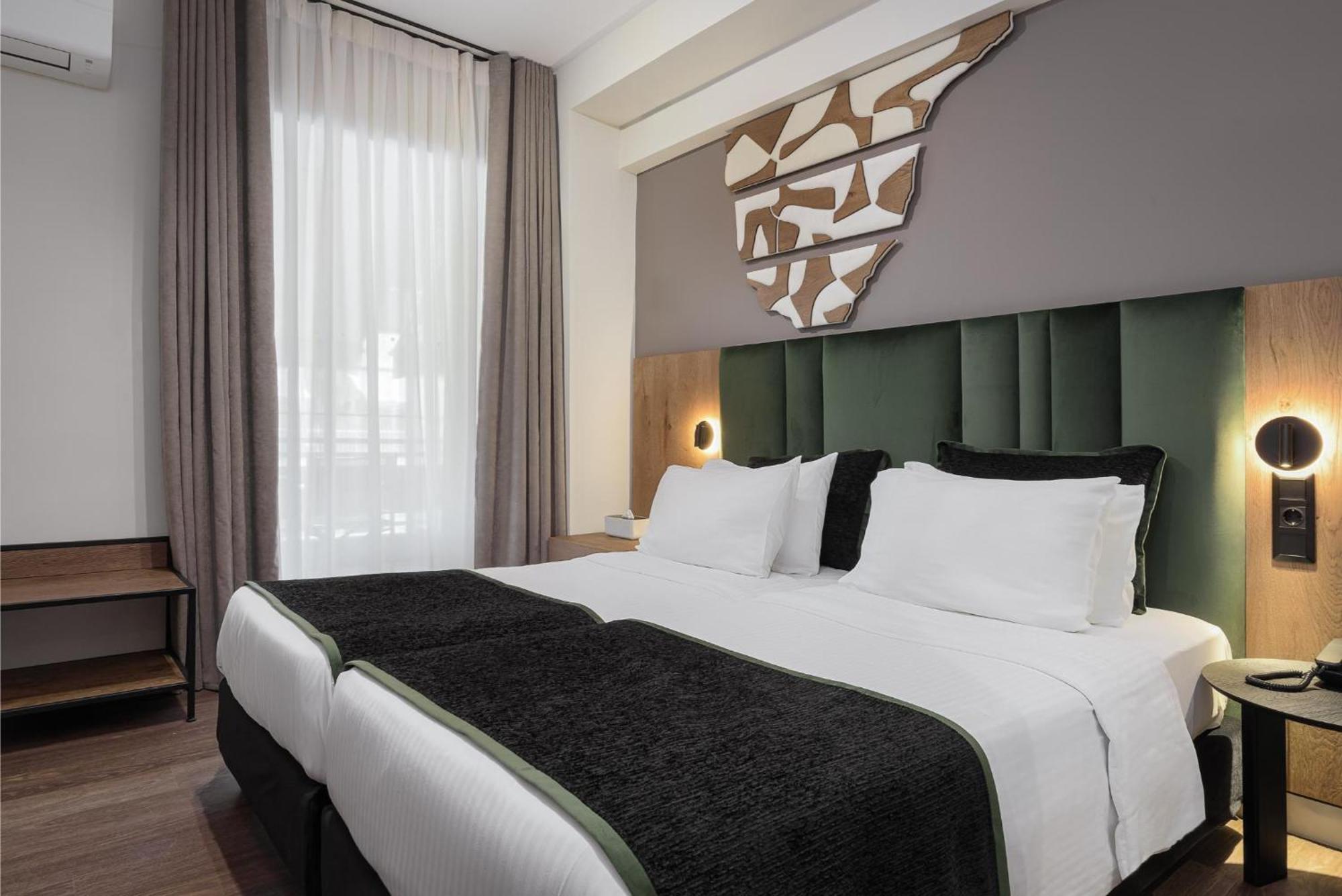 Acropolis Select 3* Athens