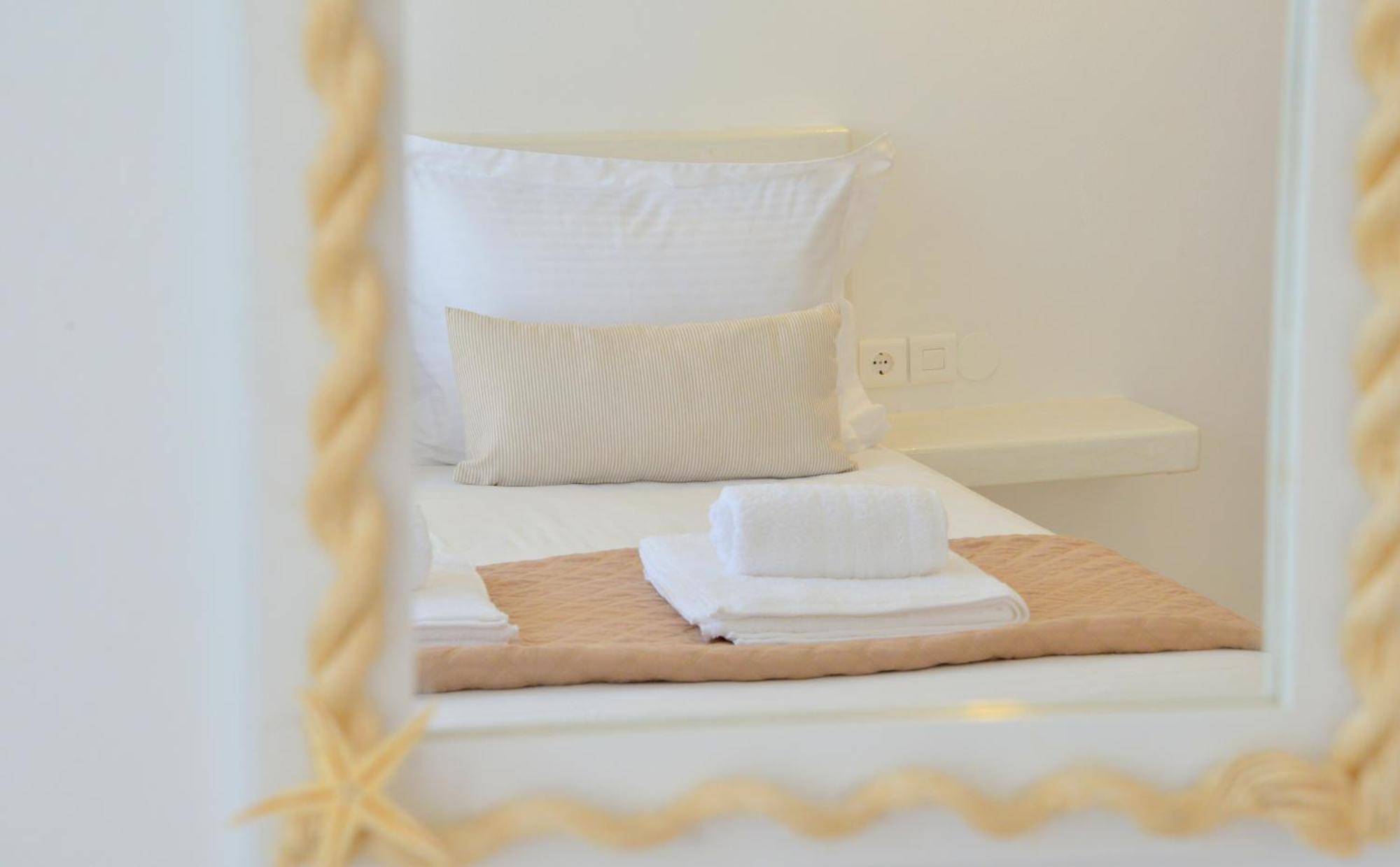 Niki Guest house Adamantas (Milos)