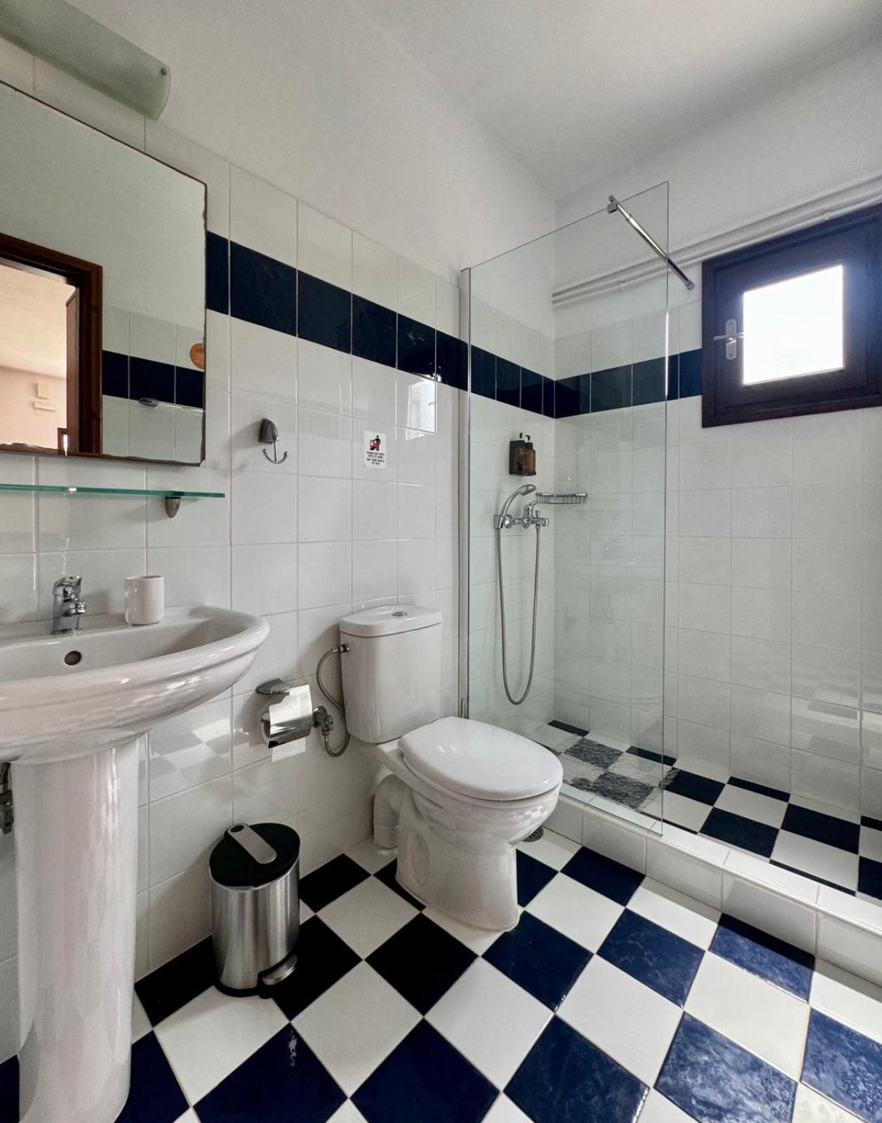 Syrou Lotos Studios & Apartments (Adults Only)