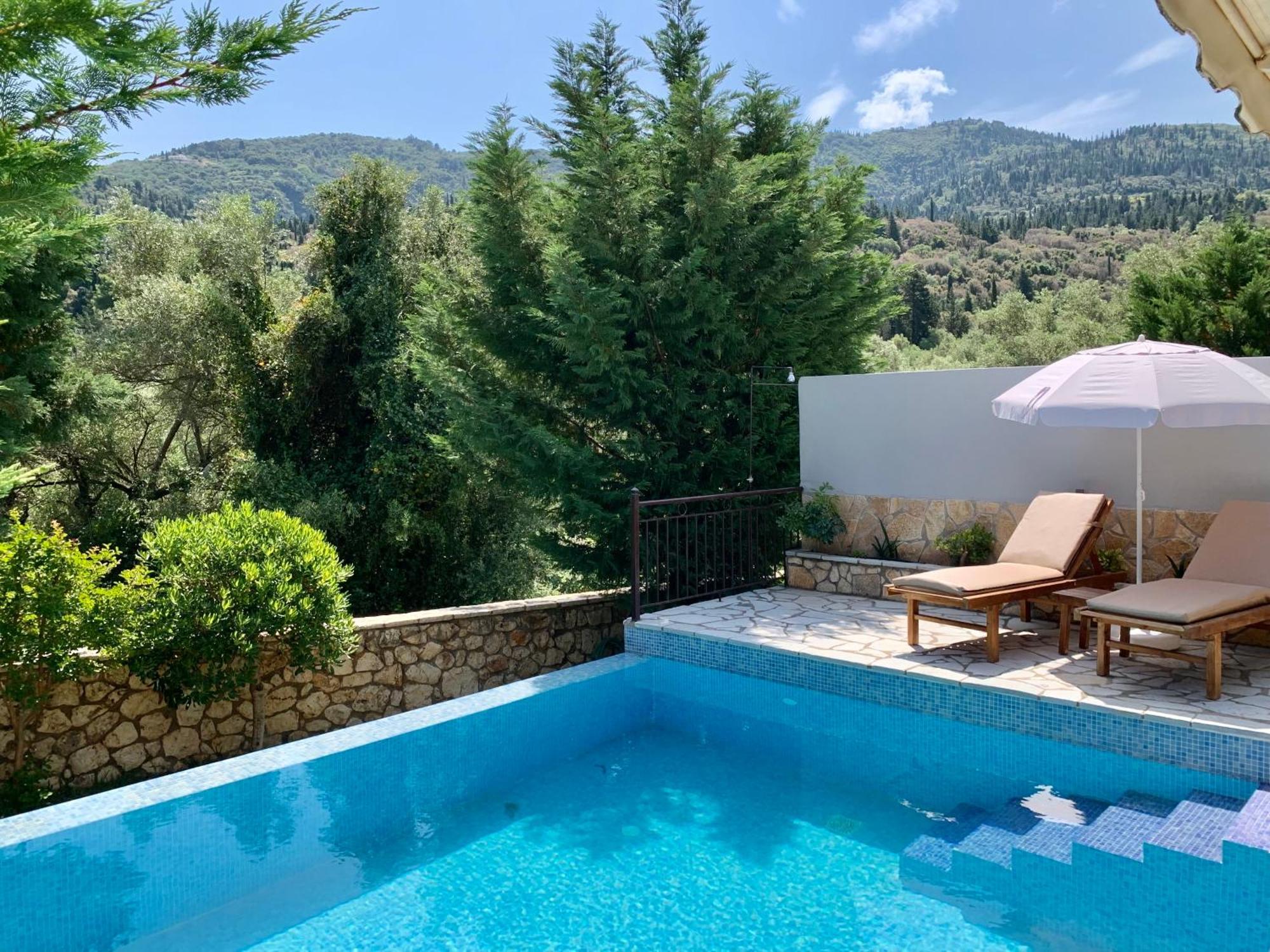 Dimarion Villas *