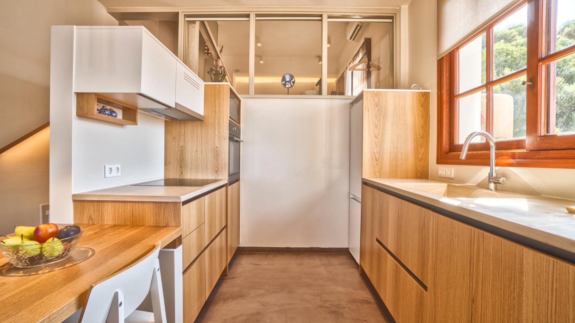 Apartment Avra