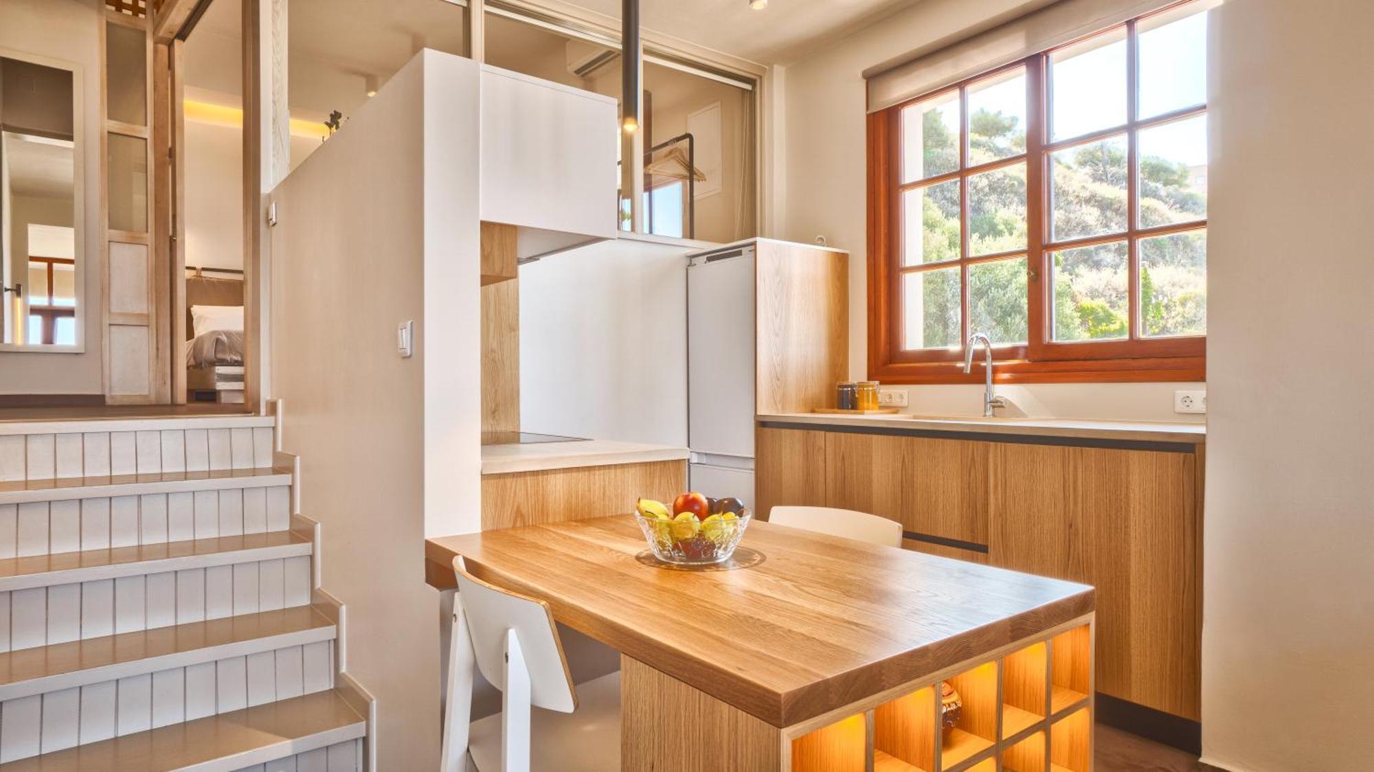Avra Apartment