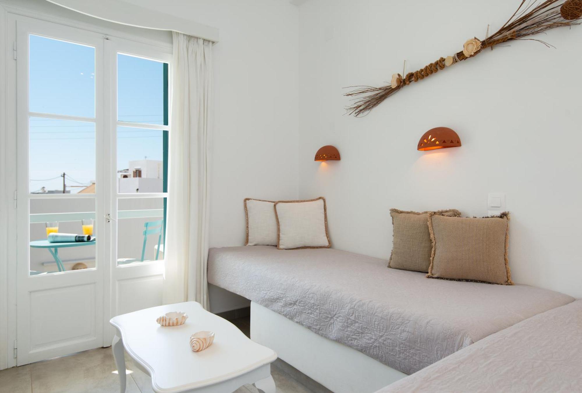 Iliofegaro Kamares (Sifnos)