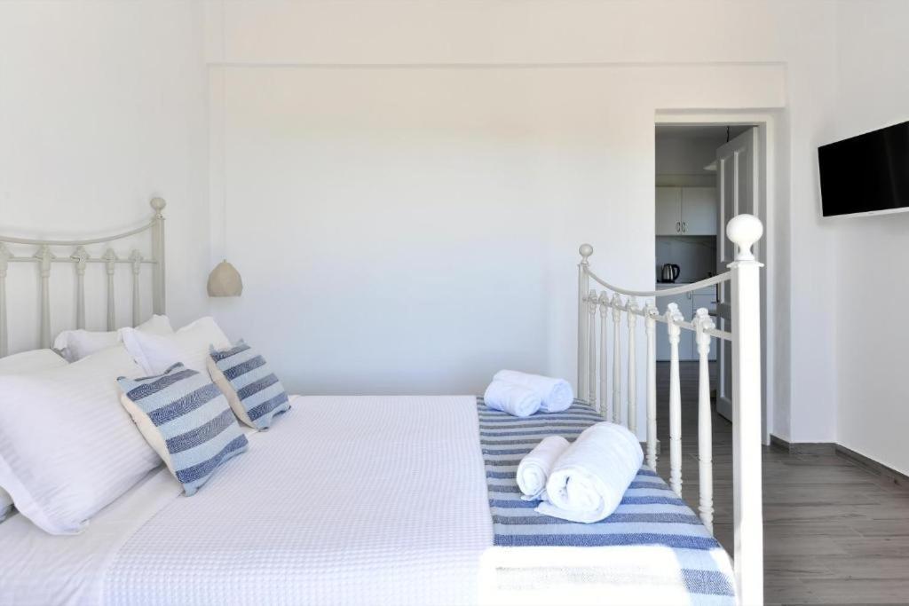 Agrabeli Paros Aparthotel
