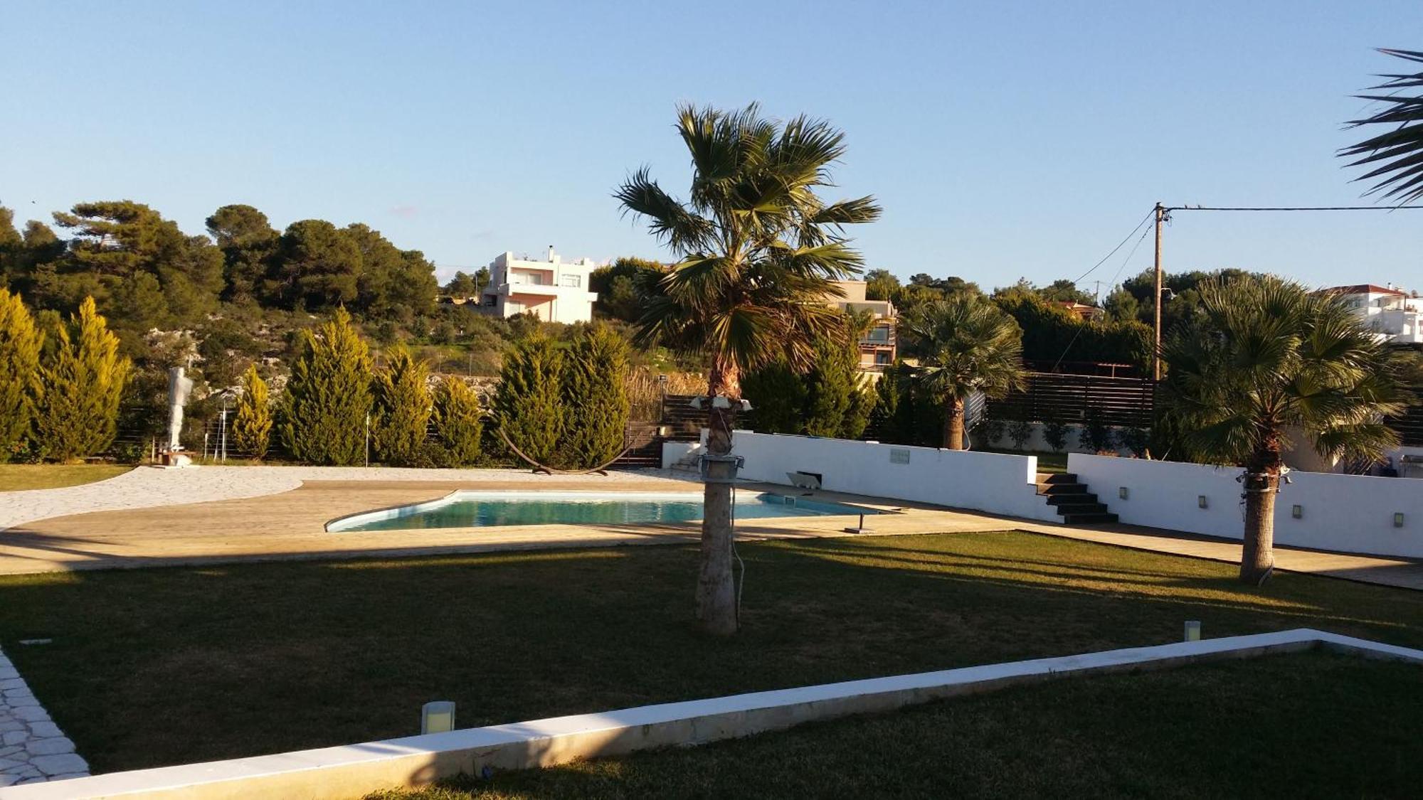 Reveli Estate Villa