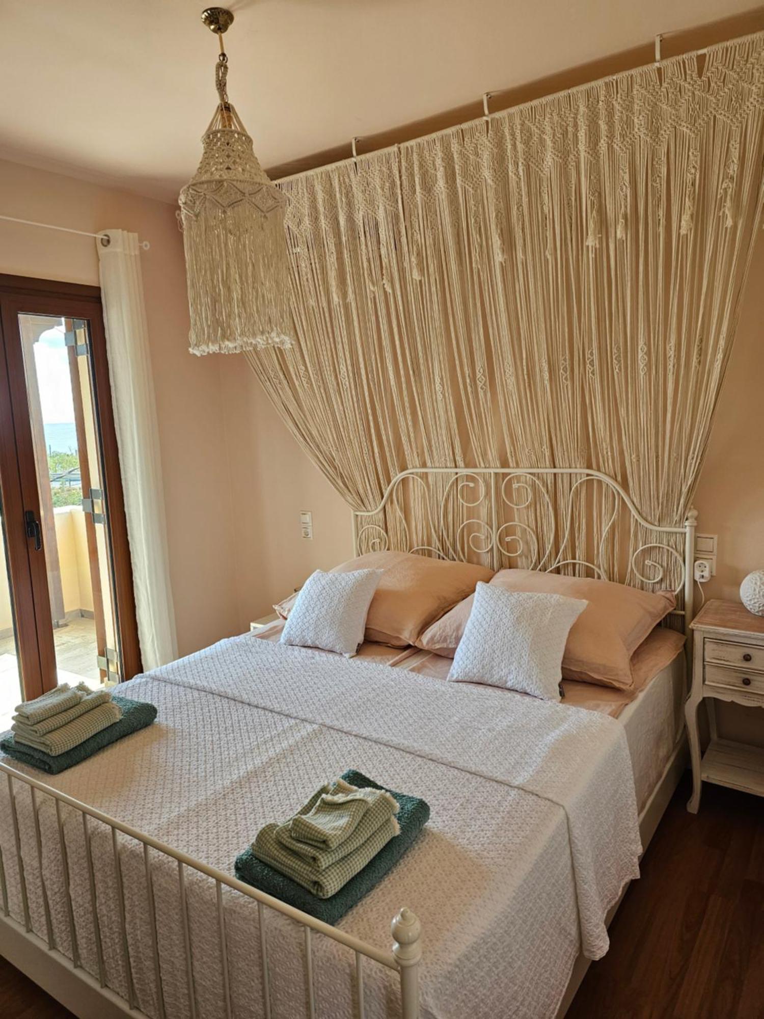 Retreat Olya - Seaside &