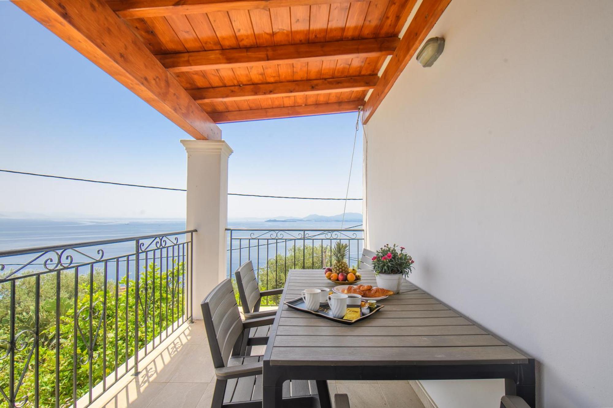 Sofias Retreat Nissaki Katavolos