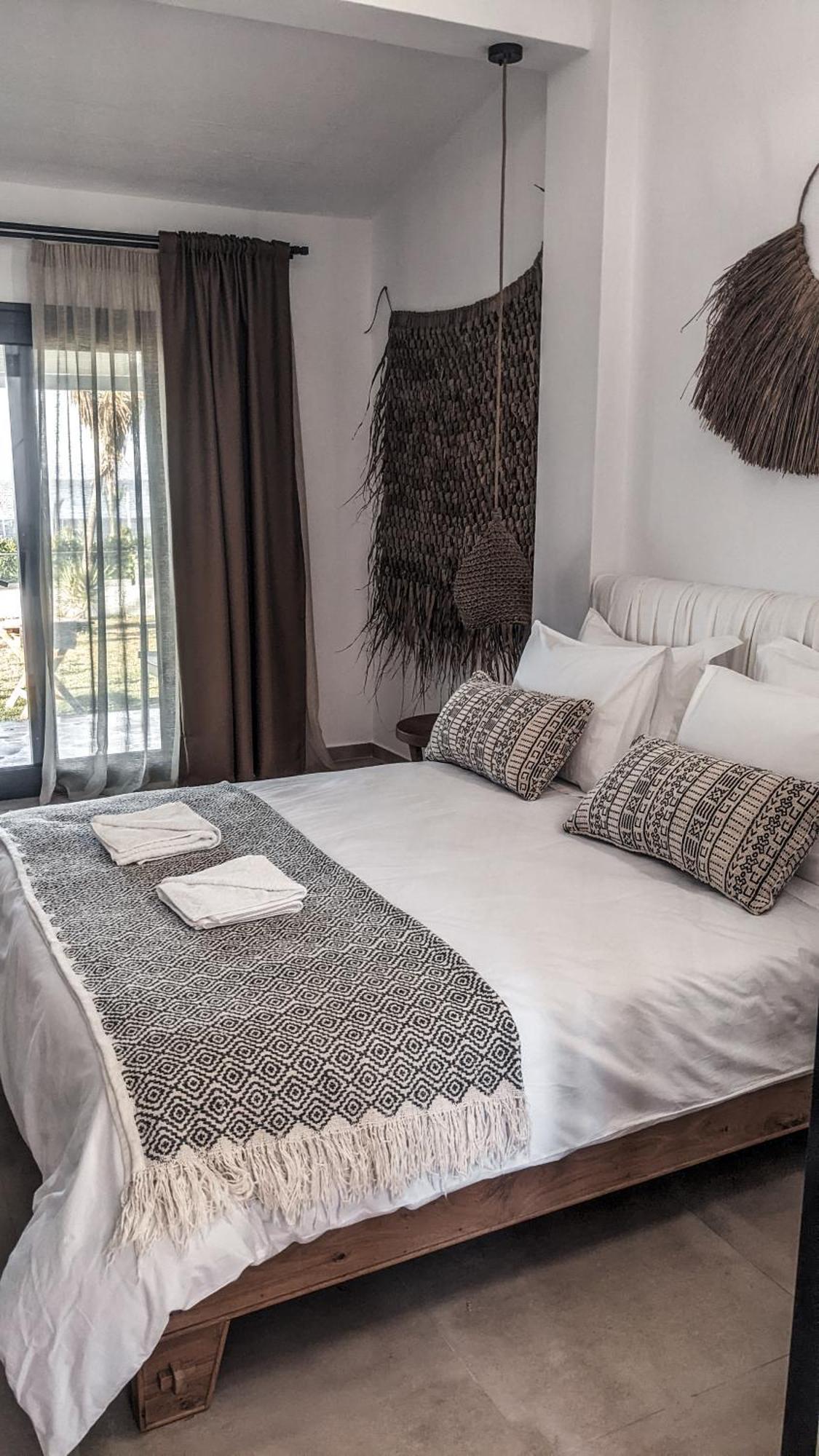 Iphigenia Apartment Pefkochori